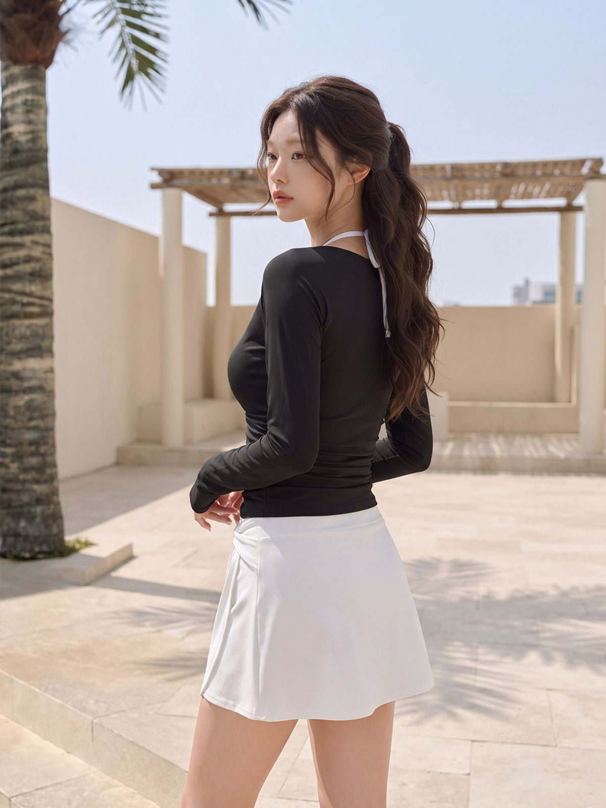 비키비키(BIKIBIKI) UPF50+ 허쉬 셔링 랩 래쉬가드