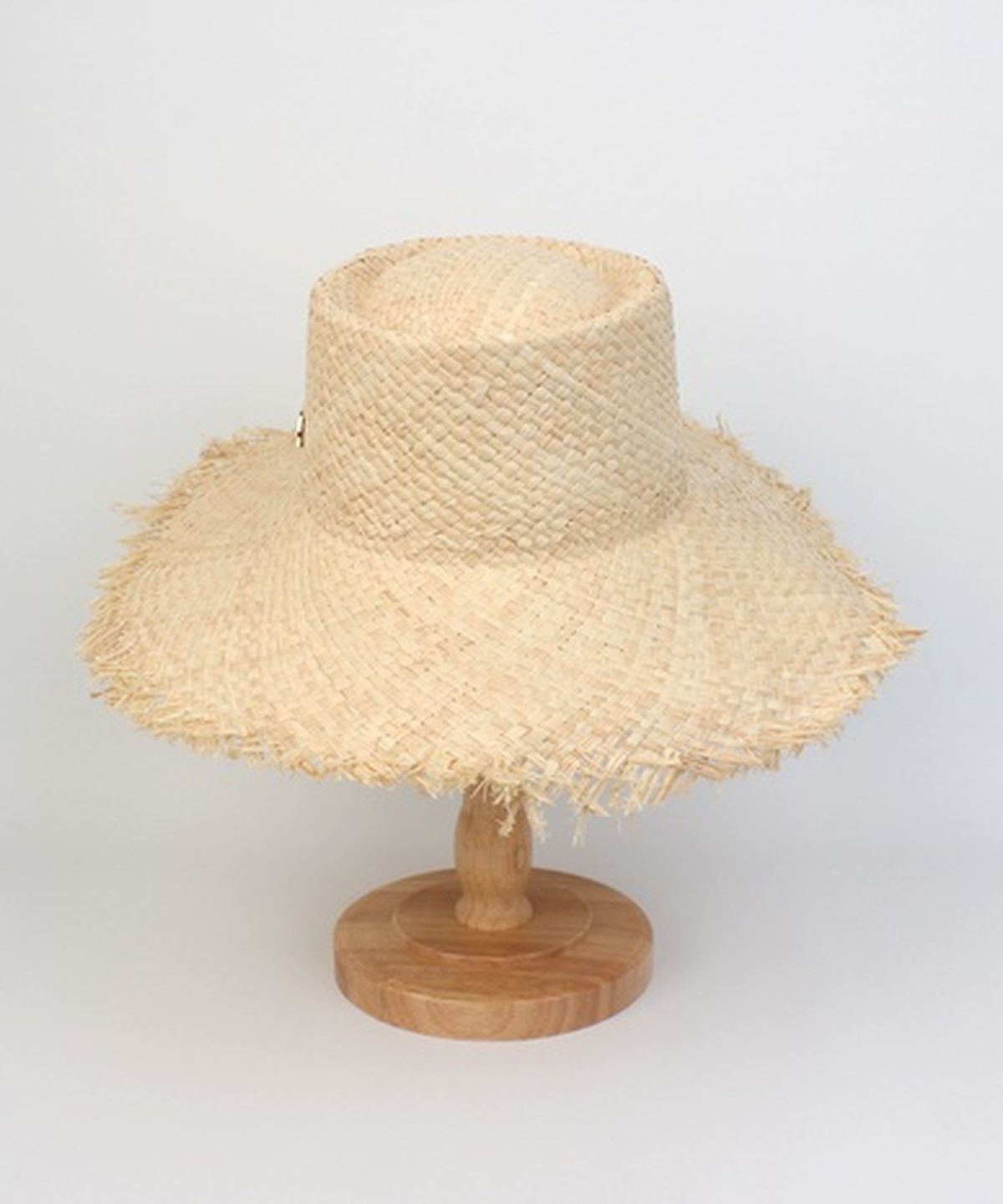유니버셜 케미스트리(UNIVERSAL CHEMISTRY) Soft Natural Raffia Home Panama Hat 파나마햇