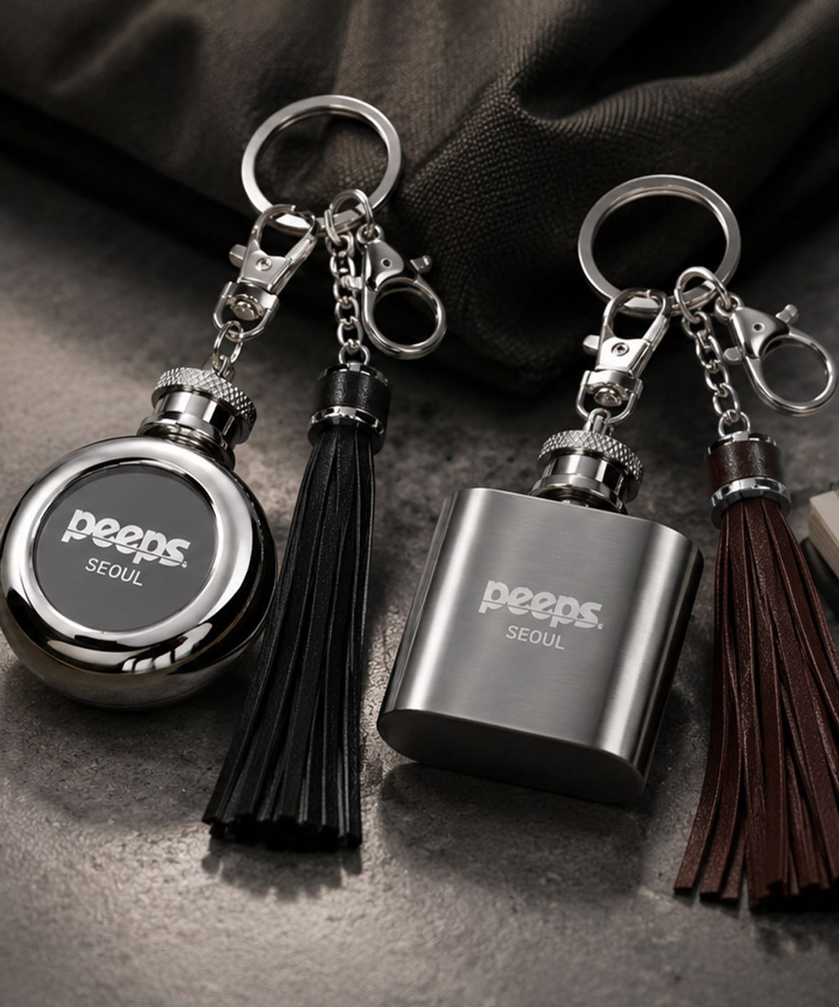 핍스(PEEPS) Pocket Flask Keryring(SQUARE)