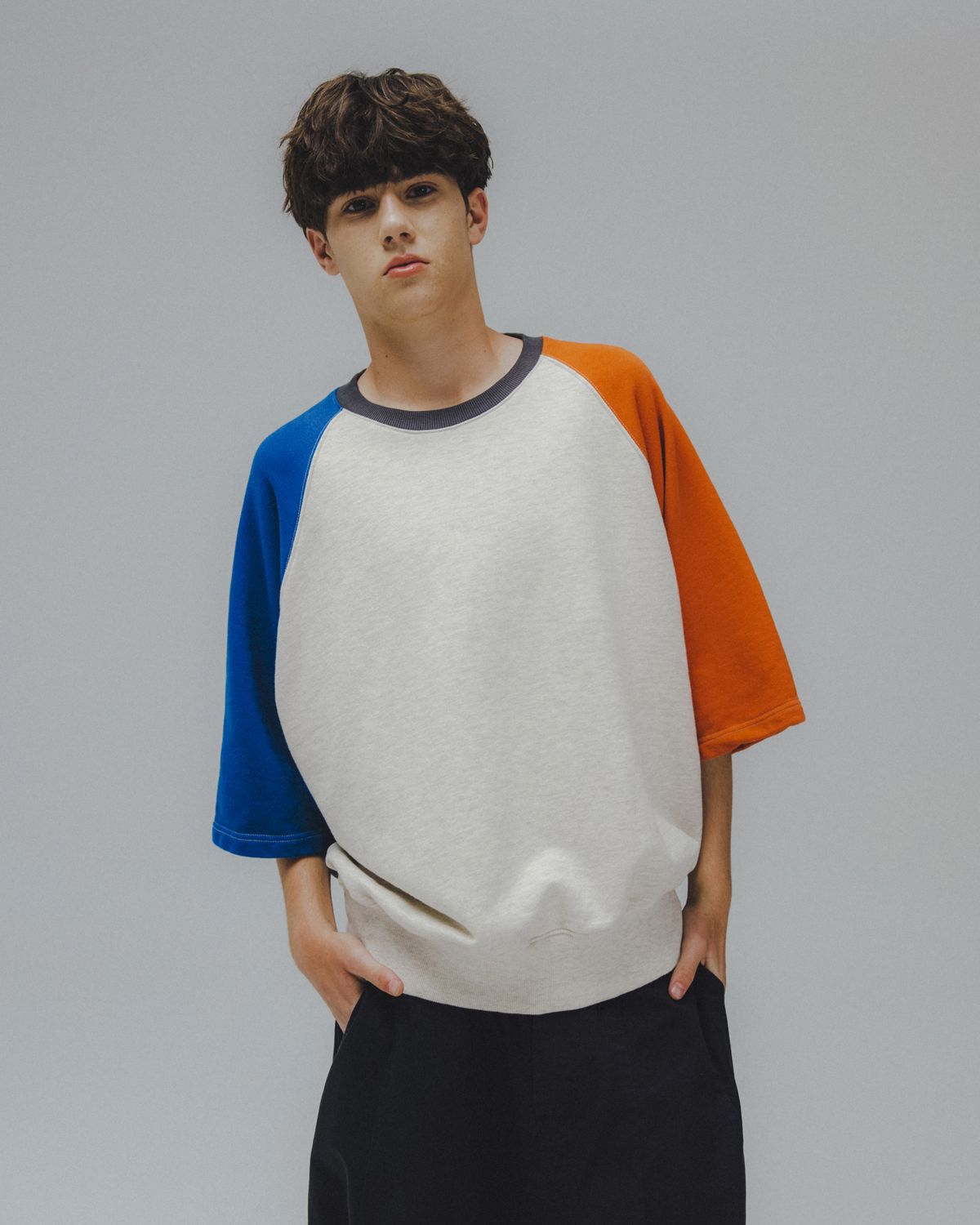 앵글런(ANGLAN) Palette Raglan Half Sweat Shirt - Oatmeal