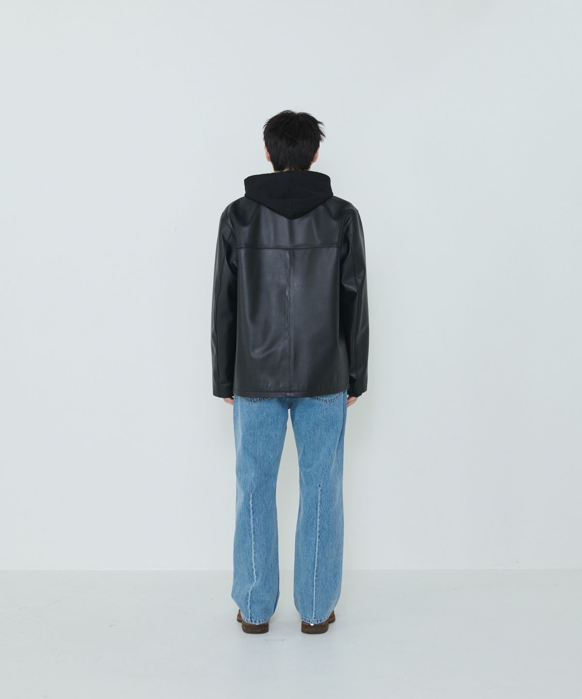 더씽인데어데어(THE THING IN THEIR THERE) Nuanced Lambskin Car Coat Black