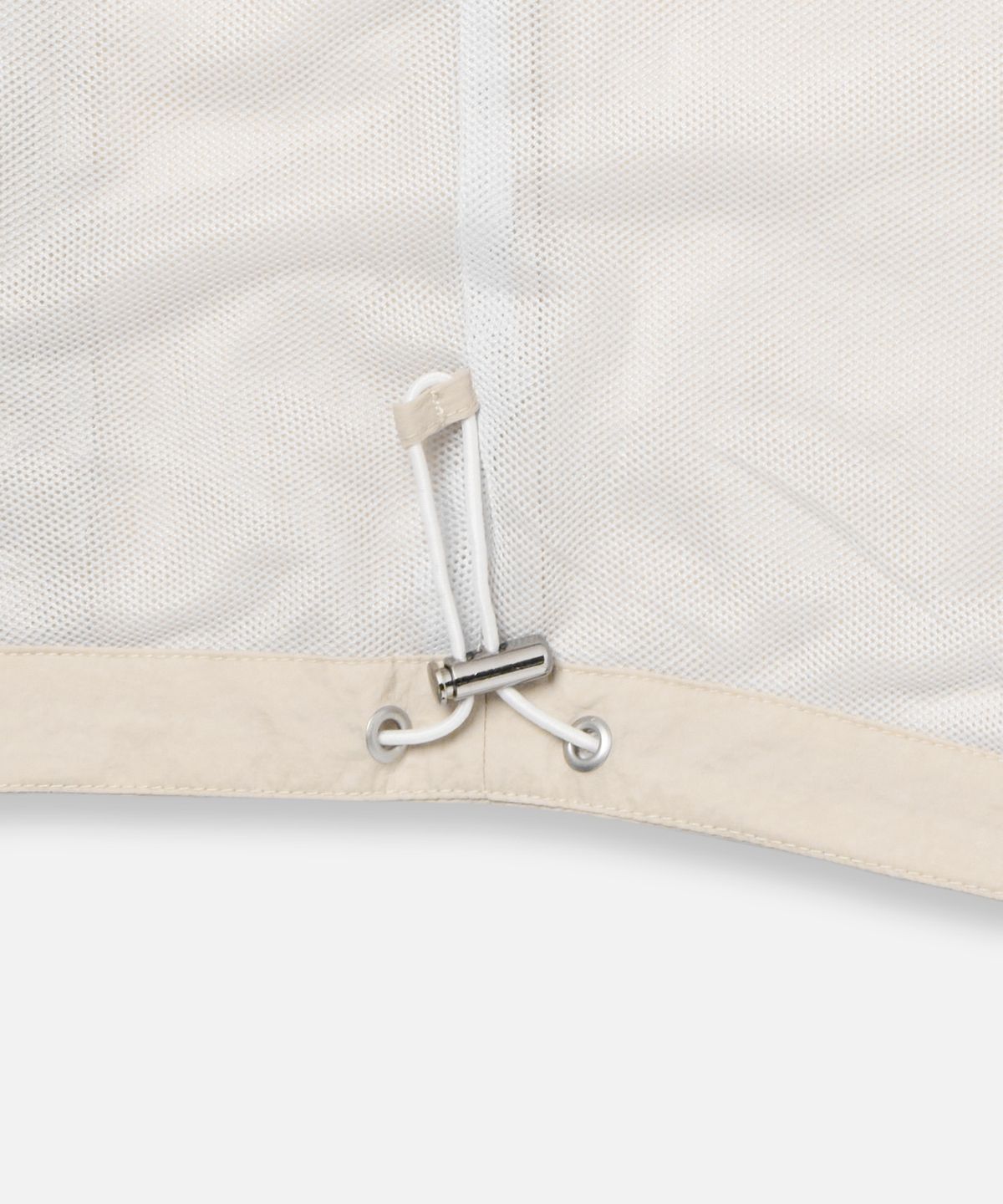 더씽인데어데어(THE THING IN THEIR THERE) Adaptive Nylon Jacket Sand