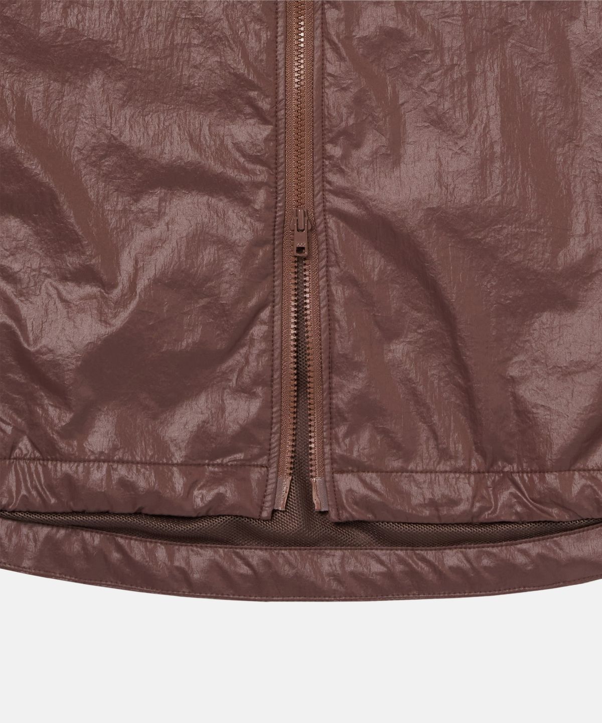 더씽인데어데어(THE THING IN THEIR THERE) Adaptive Nylon Jacket Brownie