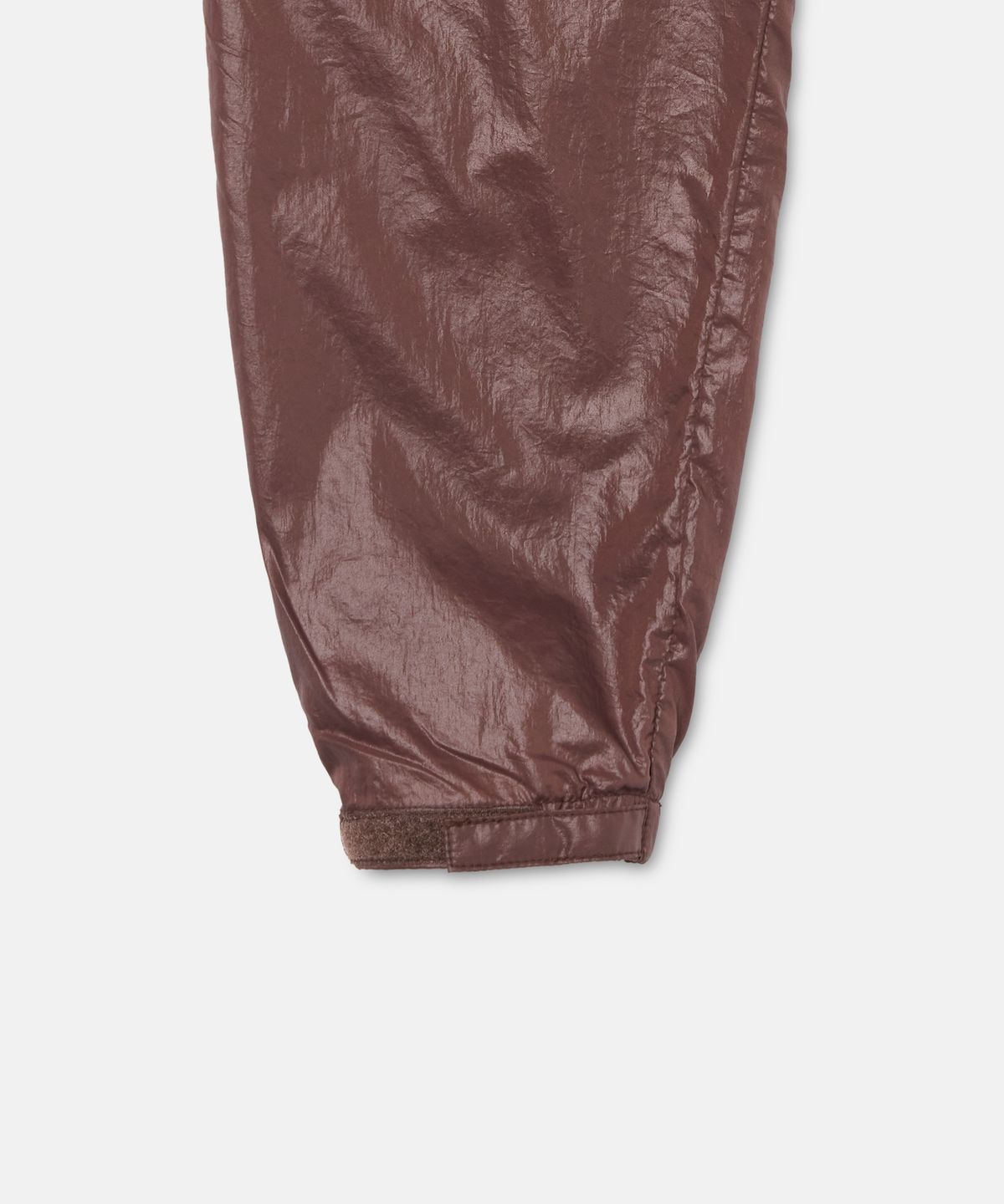 더씽인데어데어(THE THING IN THEIR THERE) Adaptive Nylon Jacket Brownie