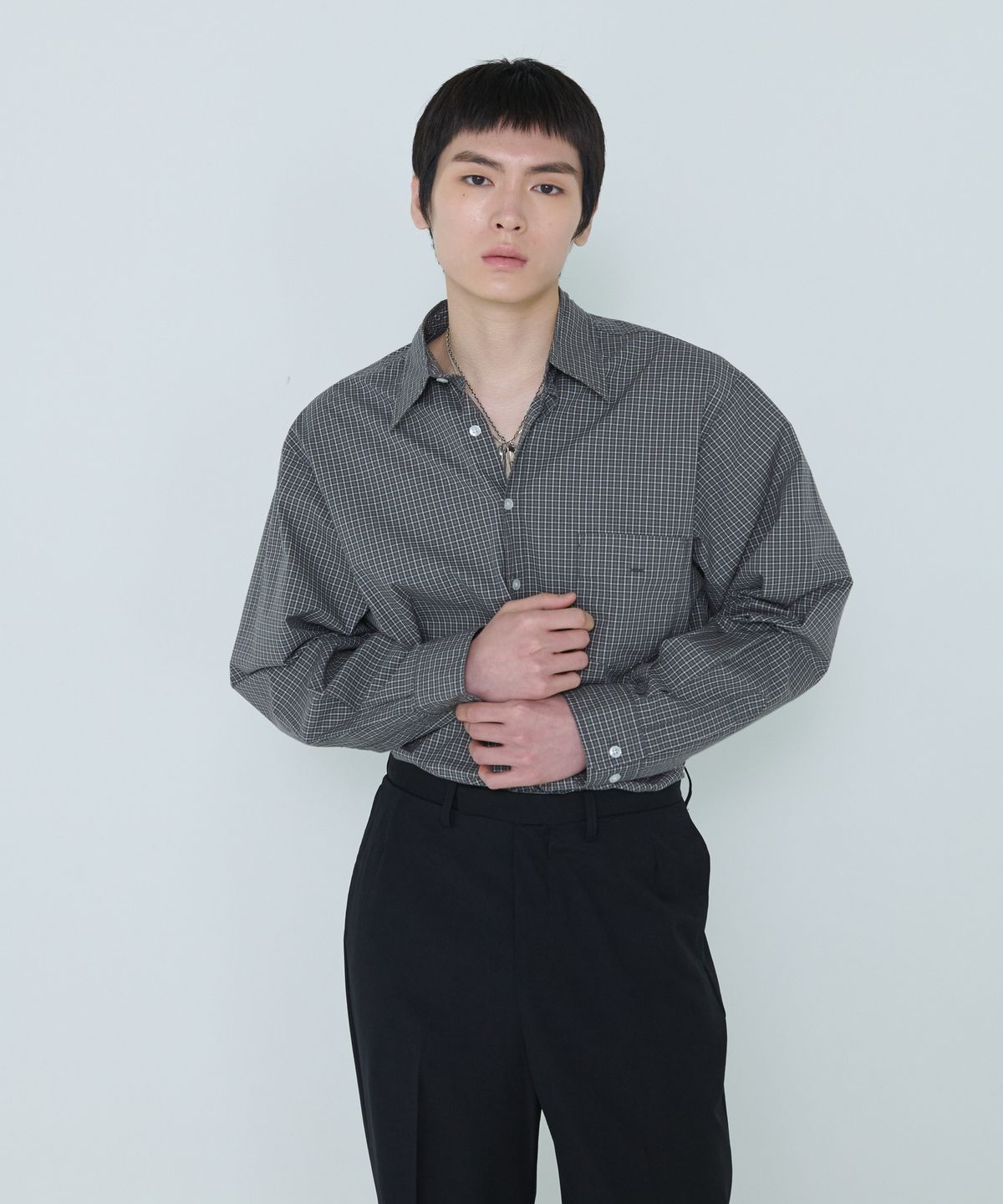 더씽인데어데어(THE THING IN THEIR THERE) Shift Multi Check Shirt Charcoal