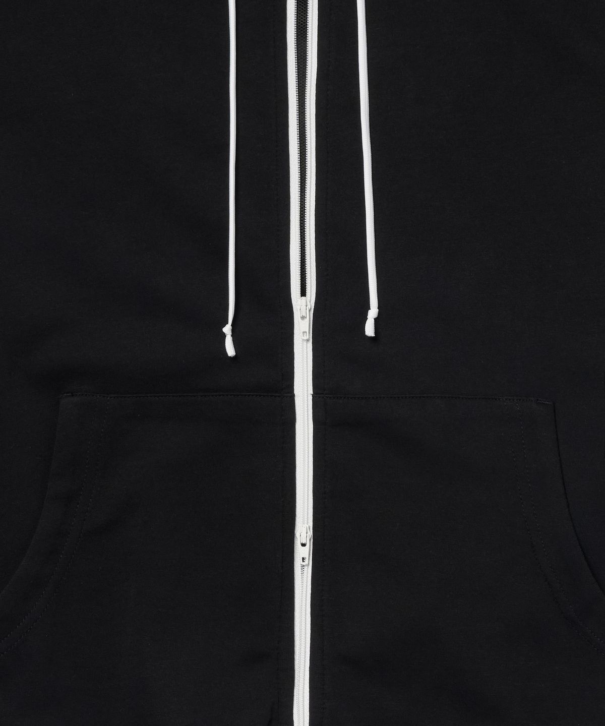더씽인데어데어(THE THING IN THEIR THERE) Adaptive Zip-Up Hoodie Black
