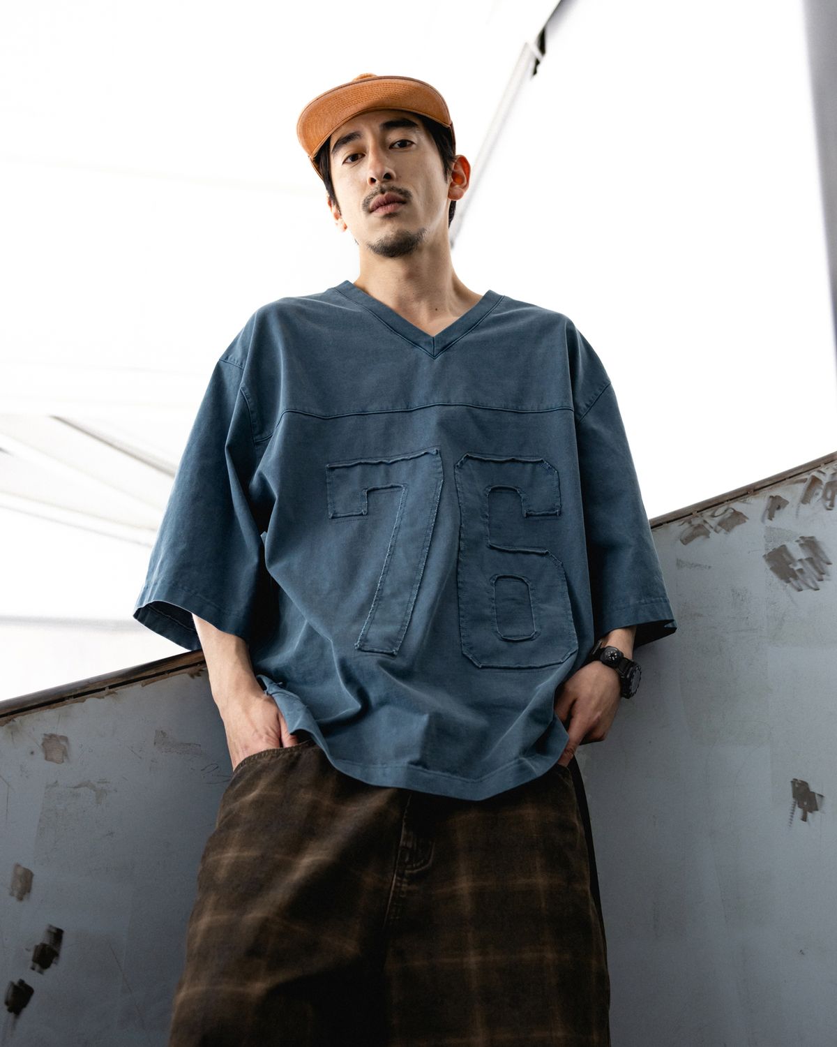 앵글런(ANGLAN) Pigment Rugby Tee - Washed Blue