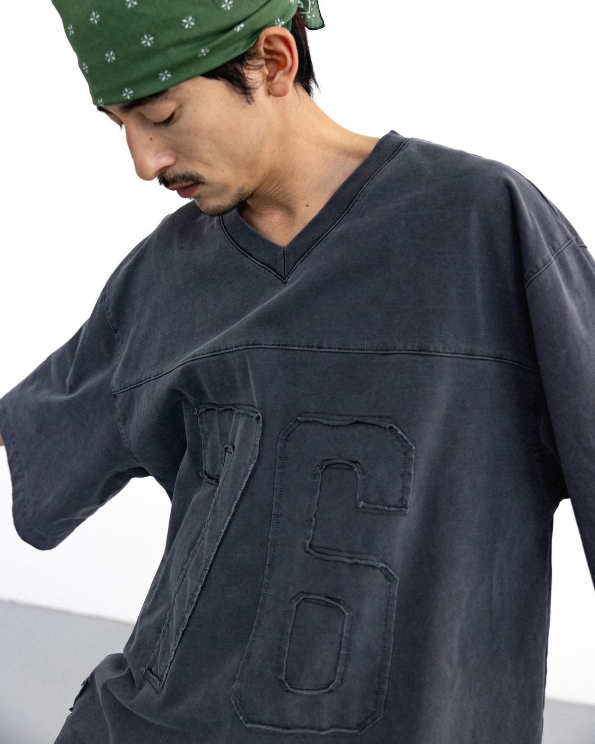 앵글런(ANGLAN) Pigment Rugby Tee - Washed Grey