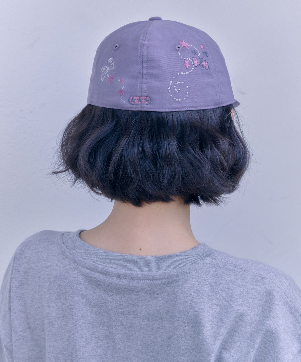 엠블러(AMBLER) Vintage Butterfly Cap 자수 캠프 볼캡 AH702 (퍼플)
