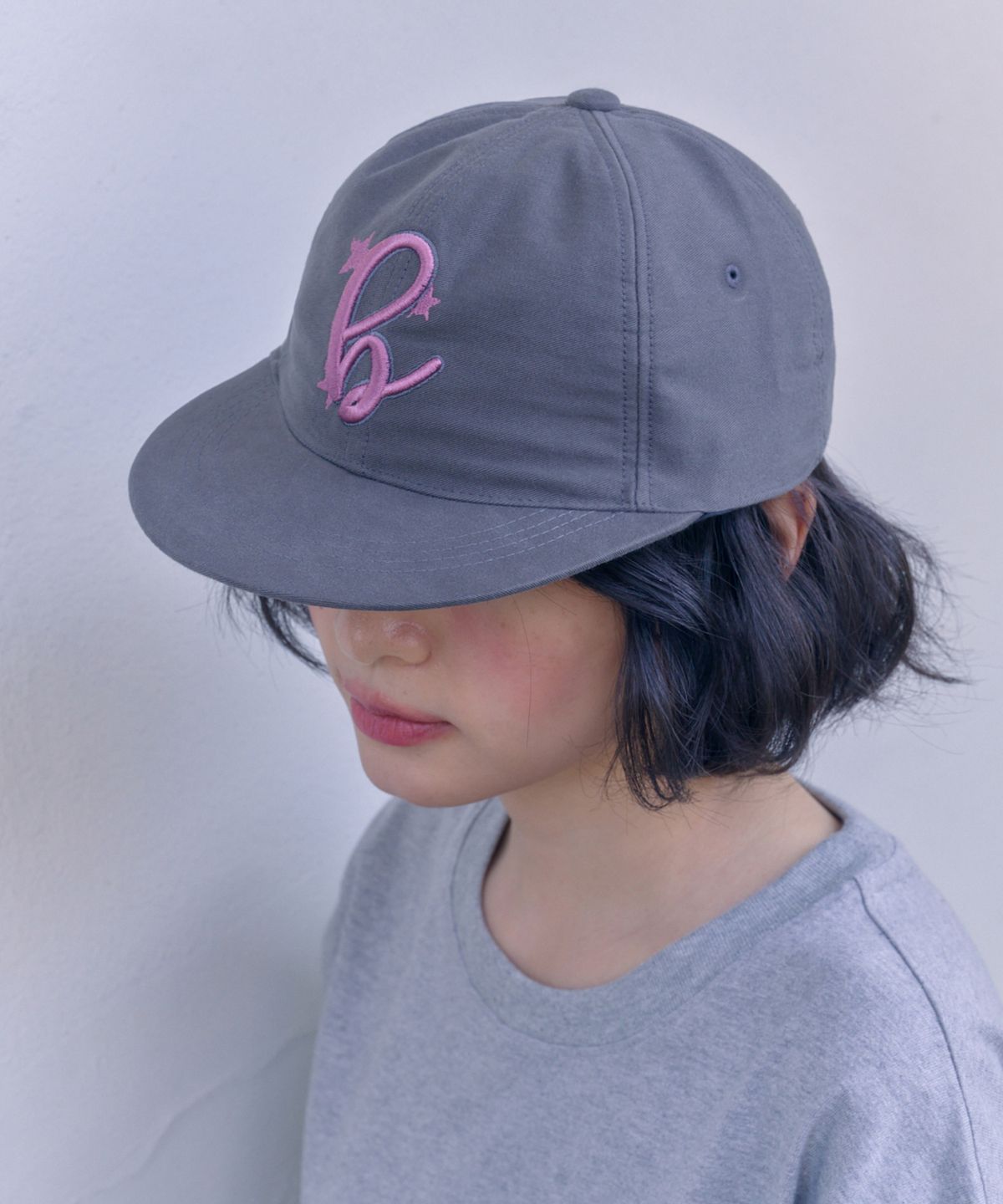 엠블러(AMBLER) Vintage Butterfly Cap 자수 캠프 볼캡 AH702 (다크그레이)