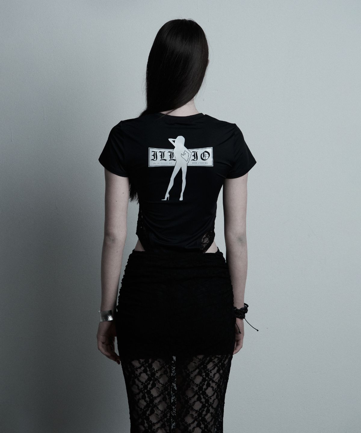 일리오(ILLIO) Black Diva Lace bodysuit