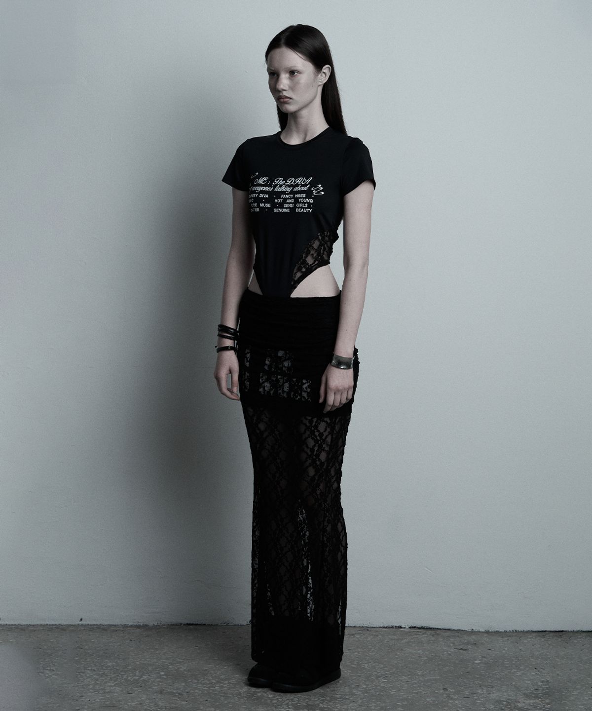 일리오(ILLIO) Black Diva Lace bodysuit