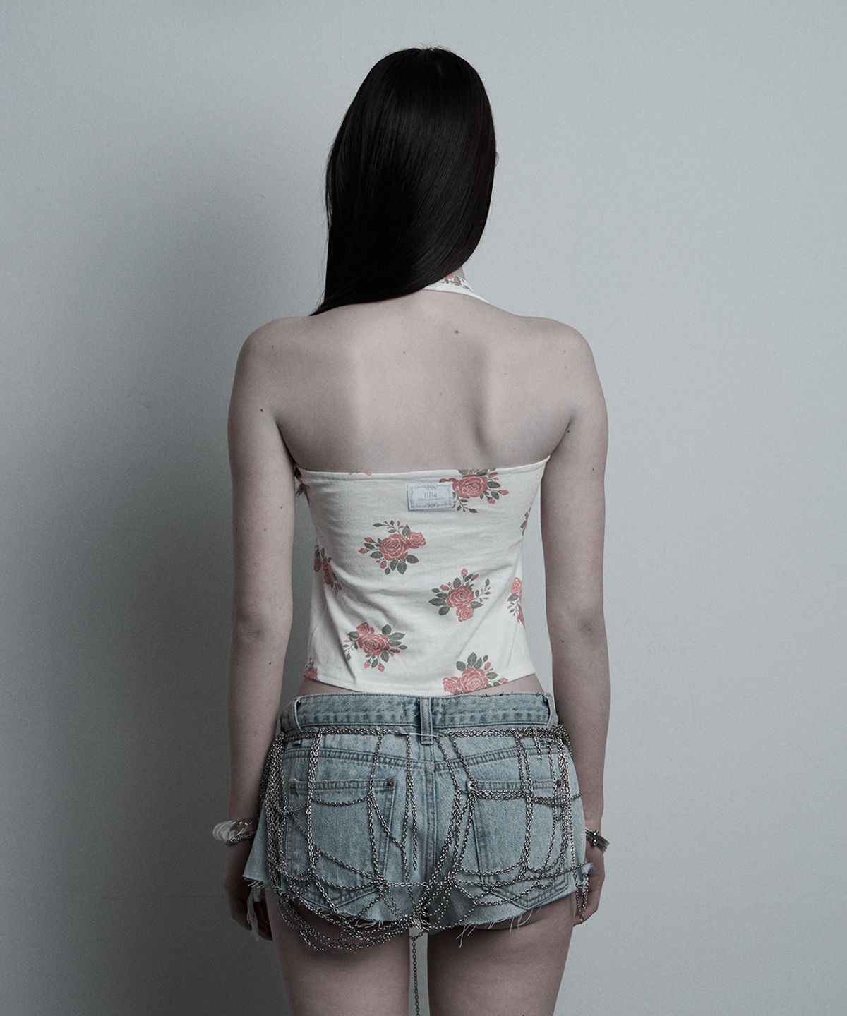 일리오(ILLIO) Flower Cathy halter top