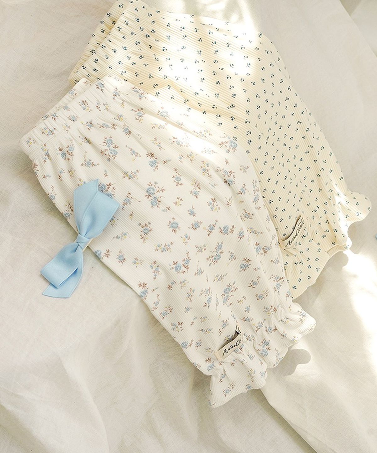 아림클로젯(ARIMCLOSET) 귀여운 쪼꼬미의 꽃팬츠래요 - 아기 프릴 바지