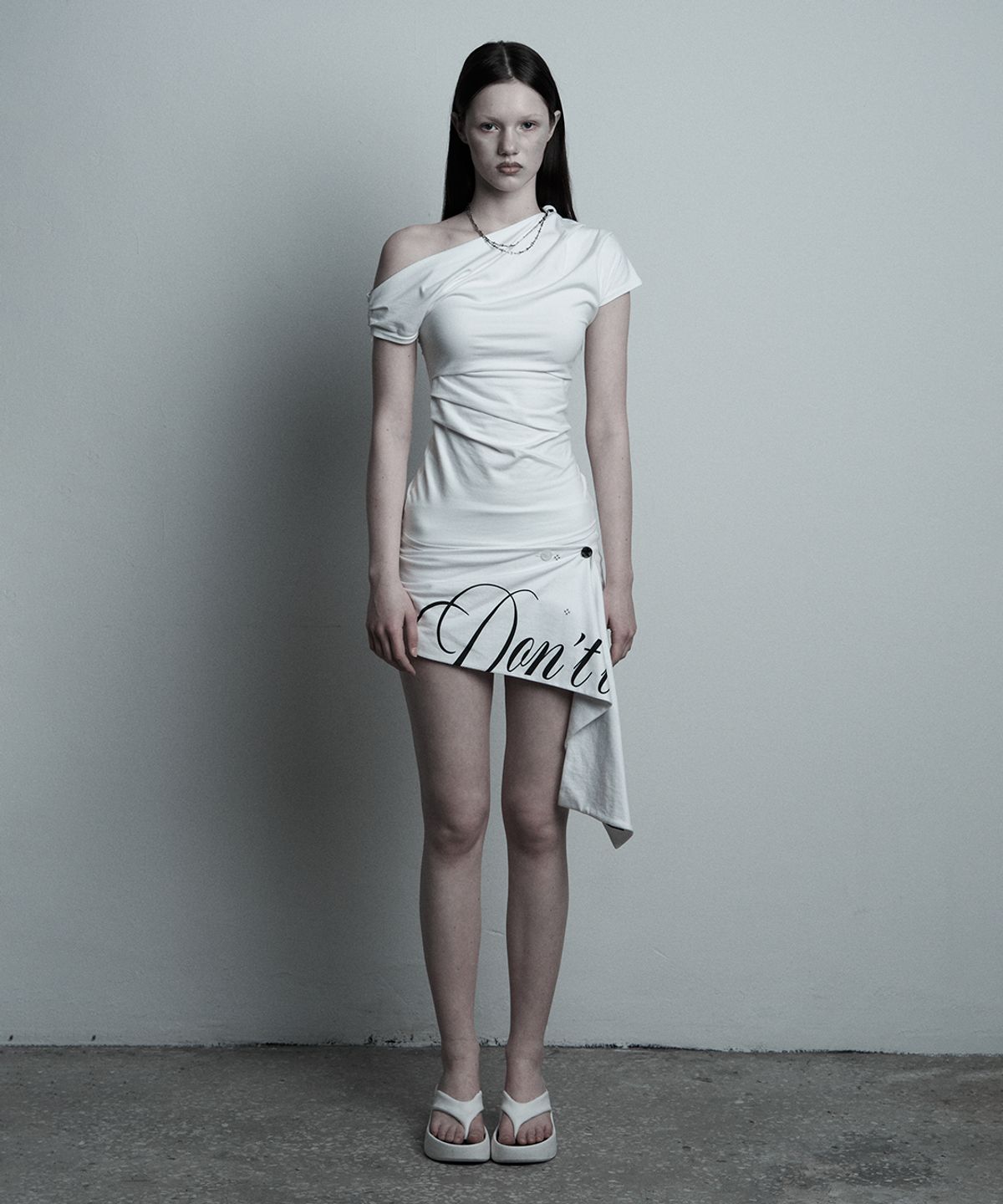 일리오(ILLIO) White Rose scarf wrap skort