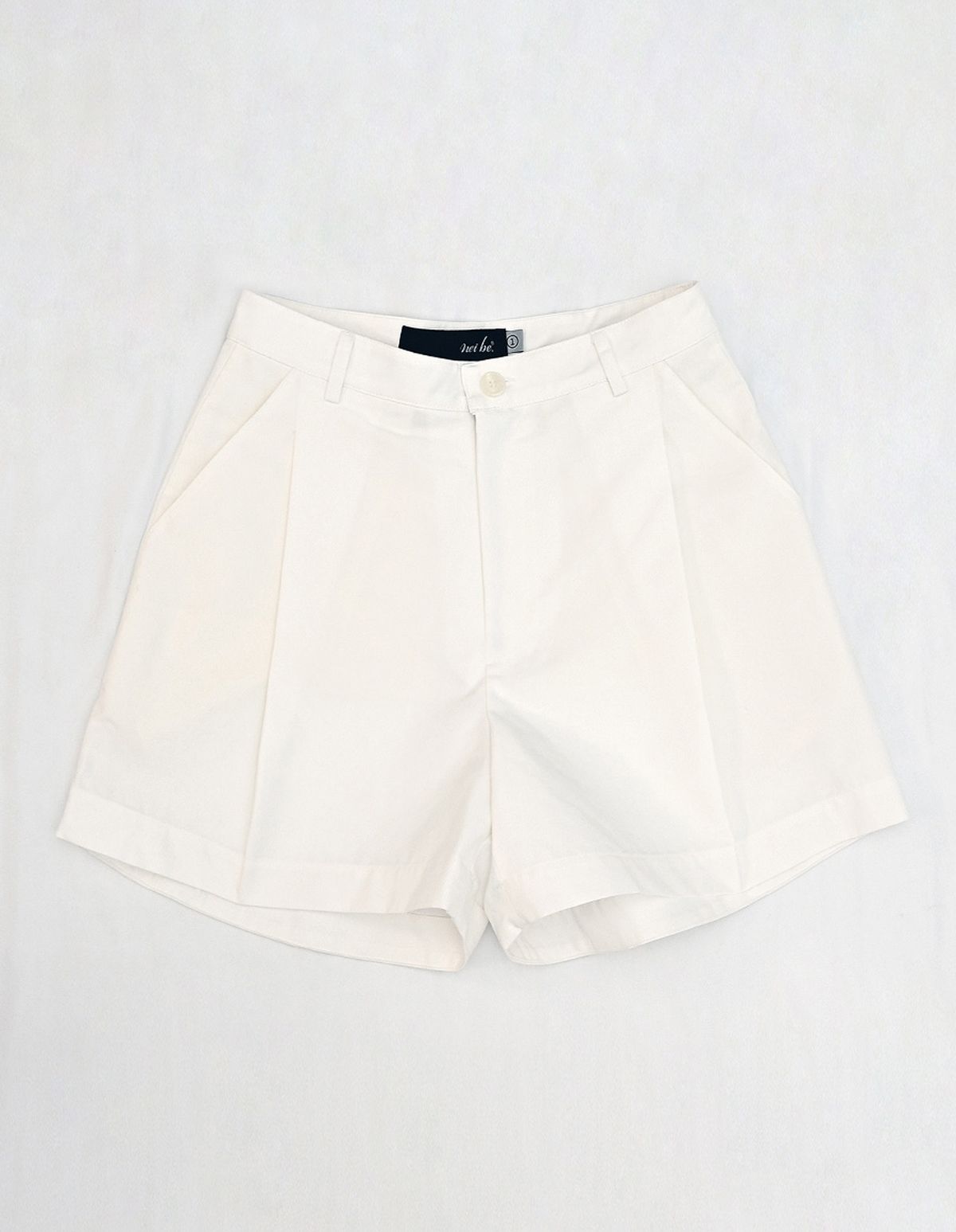 네일비(NEILBE) 트렌치 트윌 버뮤다 테일러드 팬츠 off white