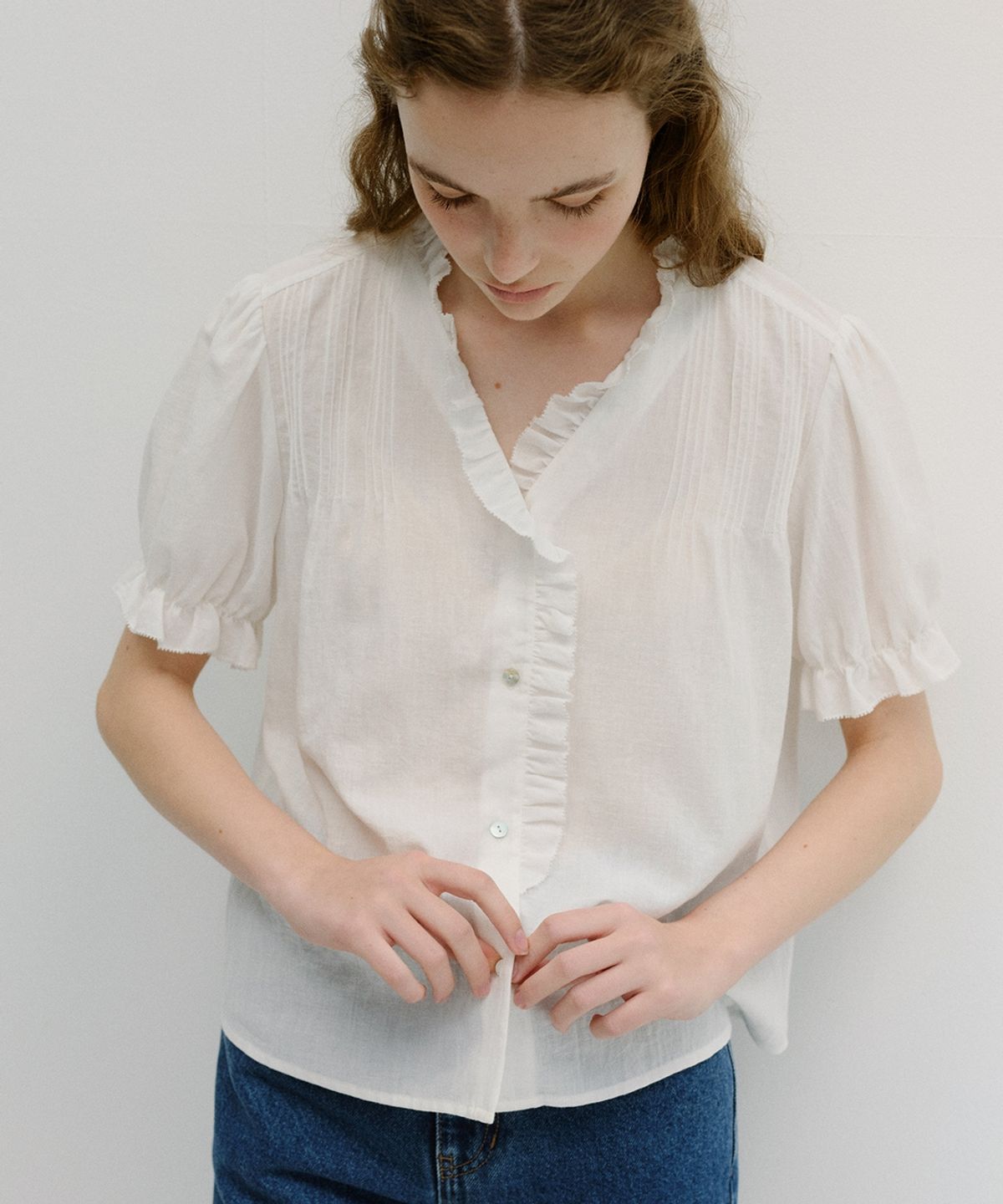블랭크03(BLANK03) linen pin-tuck blouse (off white)