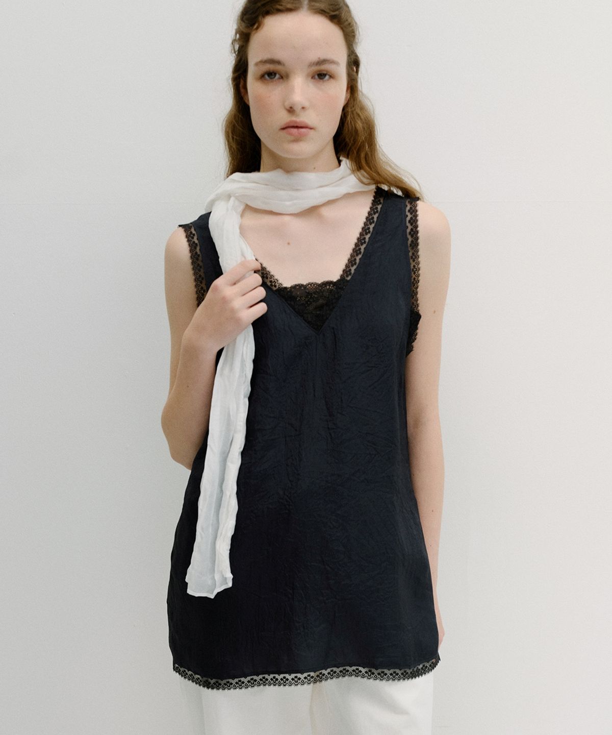 블랭크03(BLANK03) lace sleeveless long top (navy)