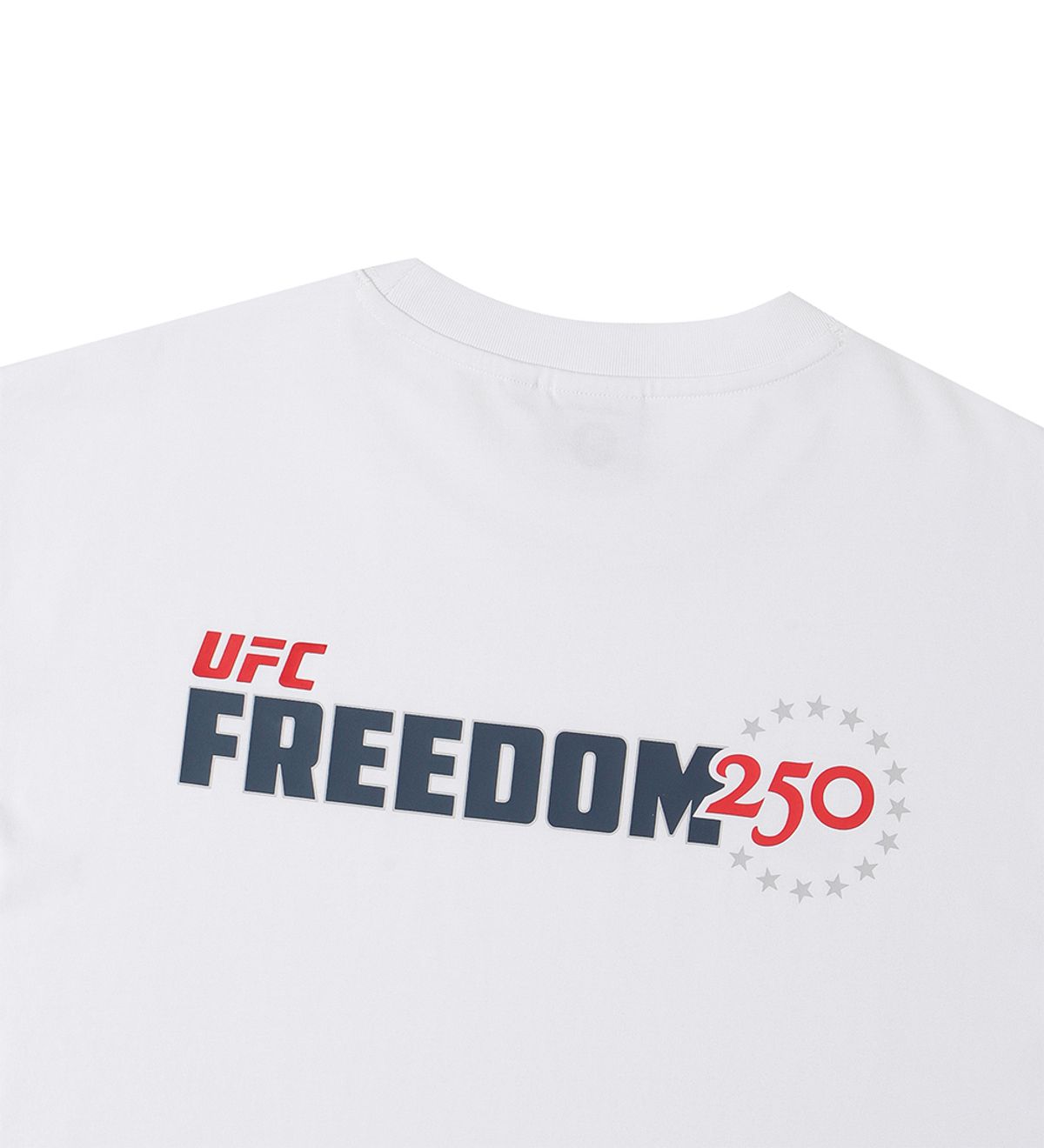 유에프씨 스포츠(UFC SPORT) UFC FREEDOM 250 릴렉스핏 반팔 티셔츠 오프 화이트 U2SSX2129OW