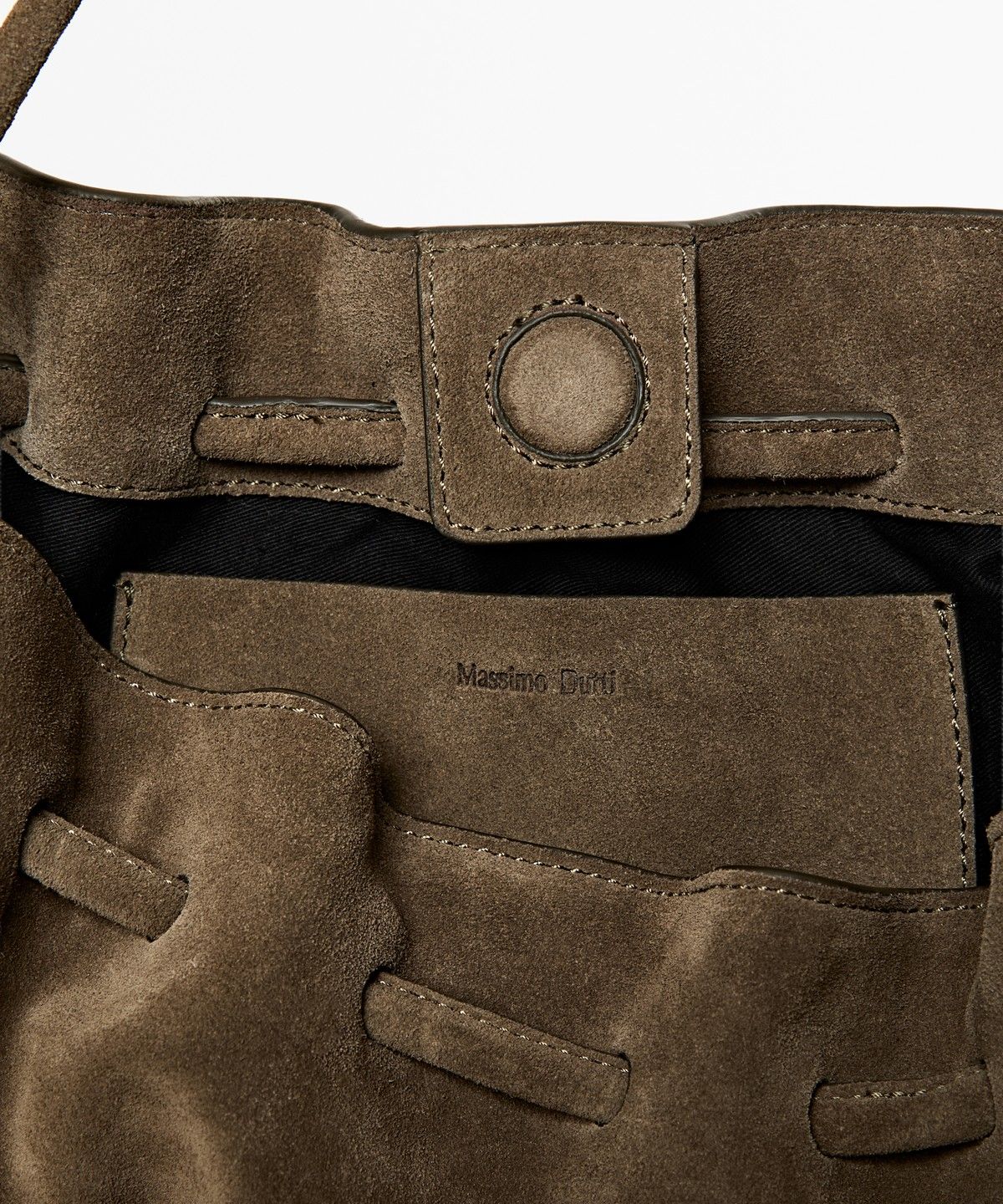 마시모두띠(MASSIMO DUTTI) 스플릿 스웨이드 주름 백