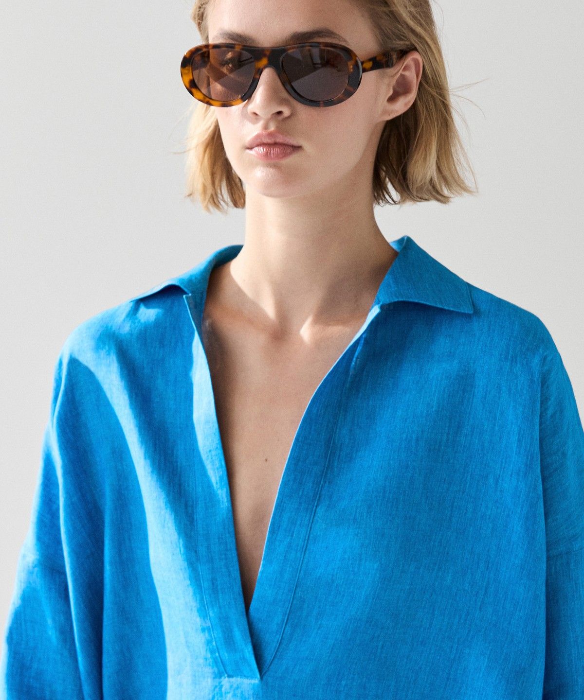 마시모두띠(MASSIMO DUTTI) 100% 린넨 플루이드 블라우스