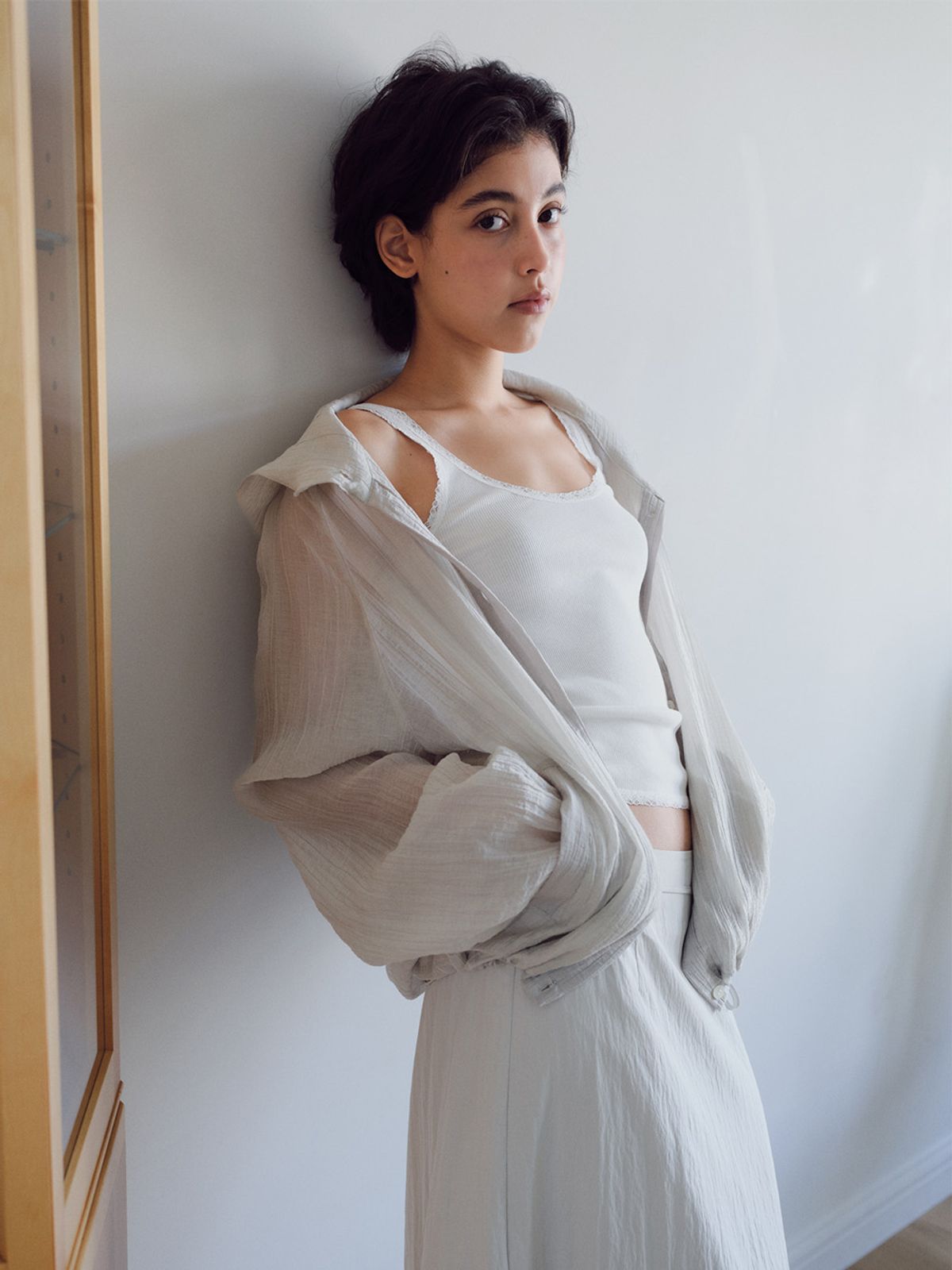 베이오드(BAIE OUD) Sheer hoodie blouse_gray