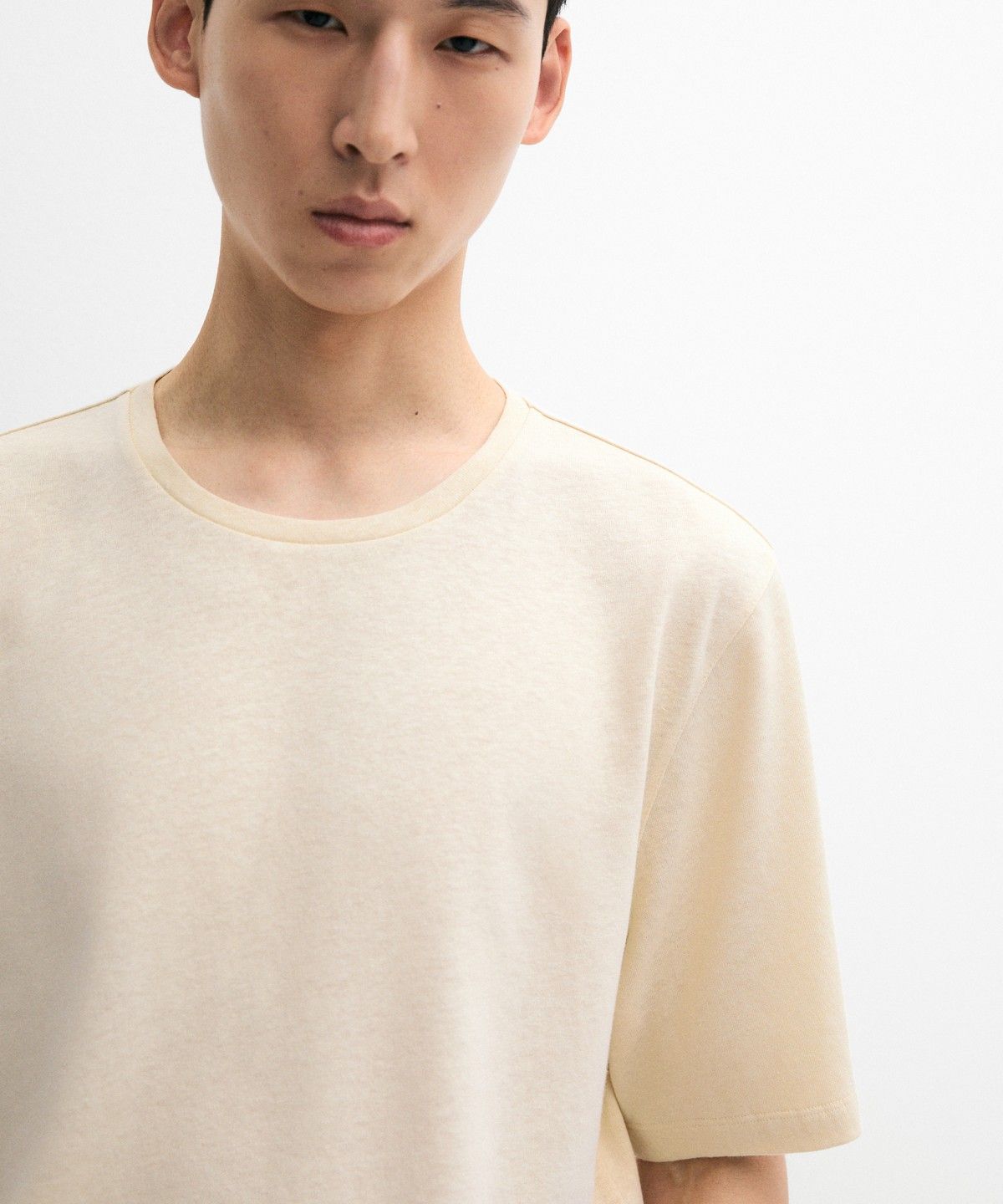마시모두띠(MASSIMO DUTTI) 린넨 & 코튼 블렌드 반팔 티셔츠
