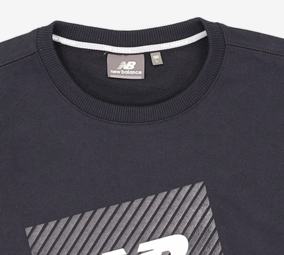 뉴발란스(NEW BALANCE) 맨투맨/스웨트셔츠 100