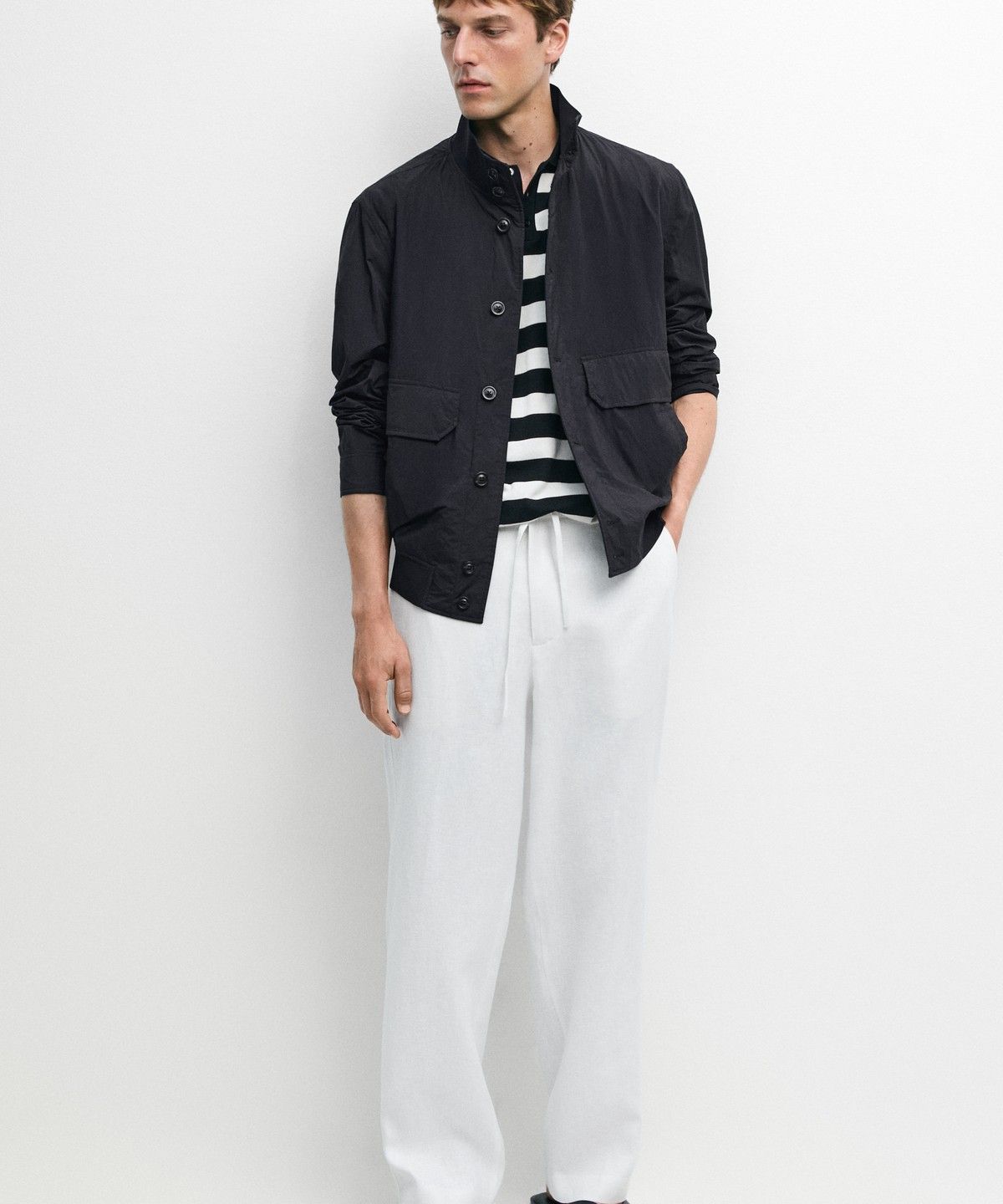 마시모두띠(MASSIMO DUTTI) 포켓 디테일 봄버 자켓
