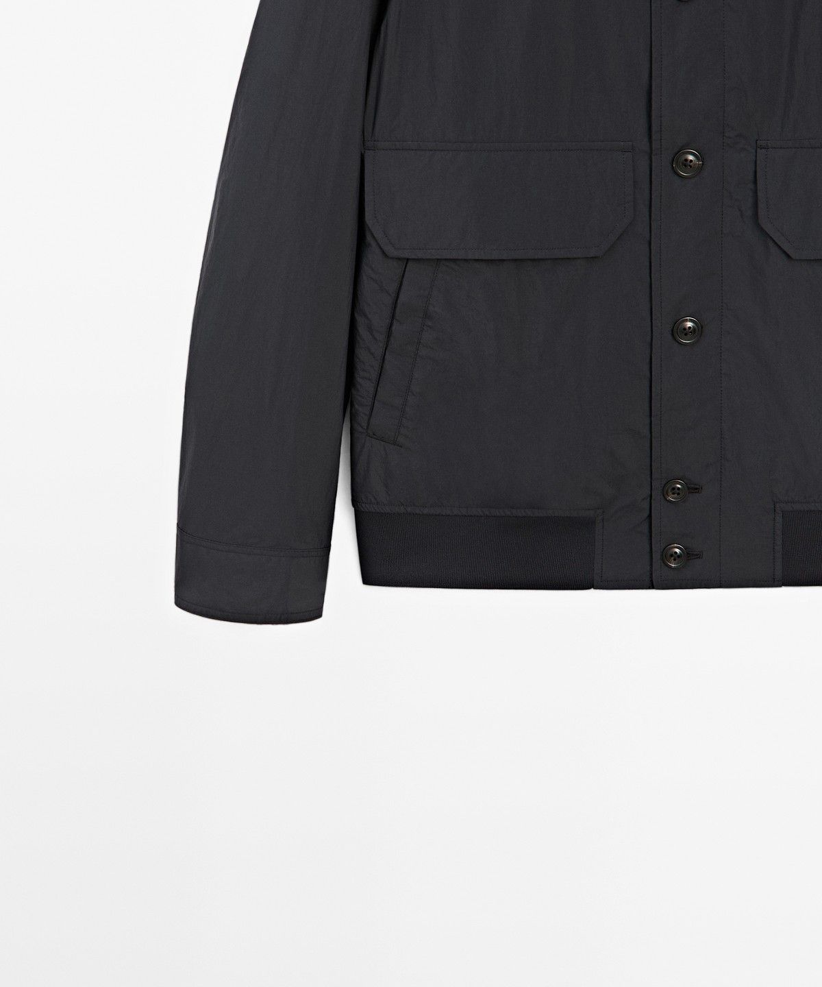 마시모두띠(MASSIMO DUTTI) 포켓 디테일 봄버 자켓