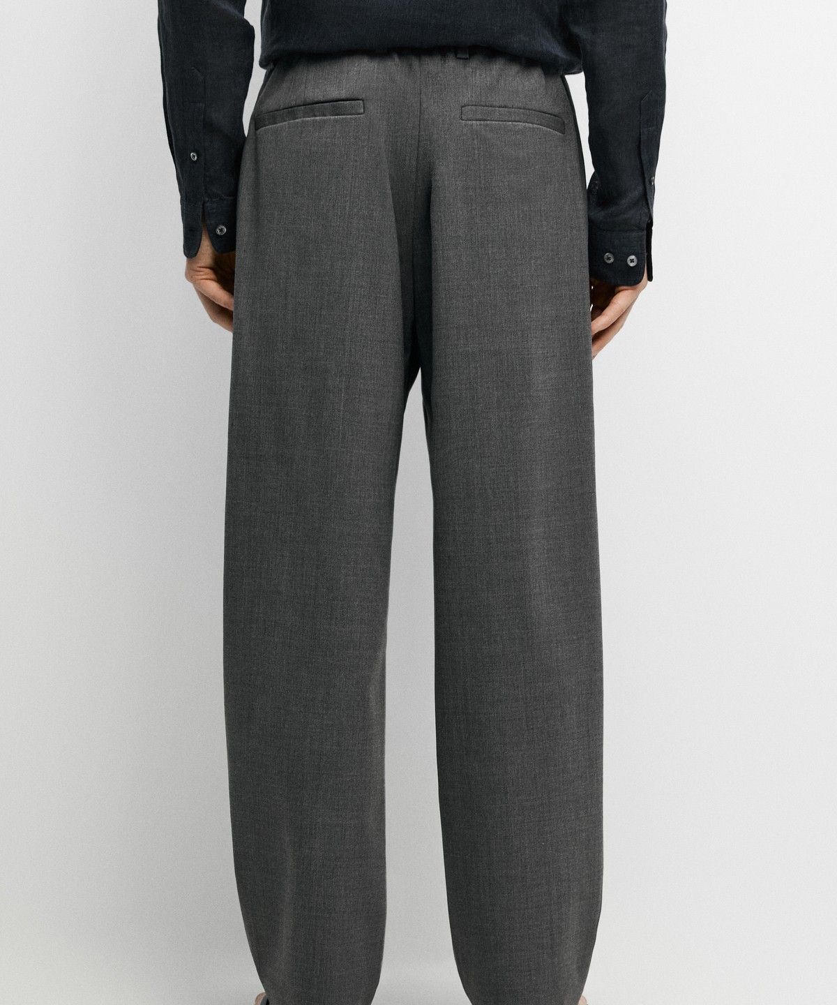 마시모두띠(MASSIMO DUTTI) 쿨 울 블렌드 핀턱 팬츠