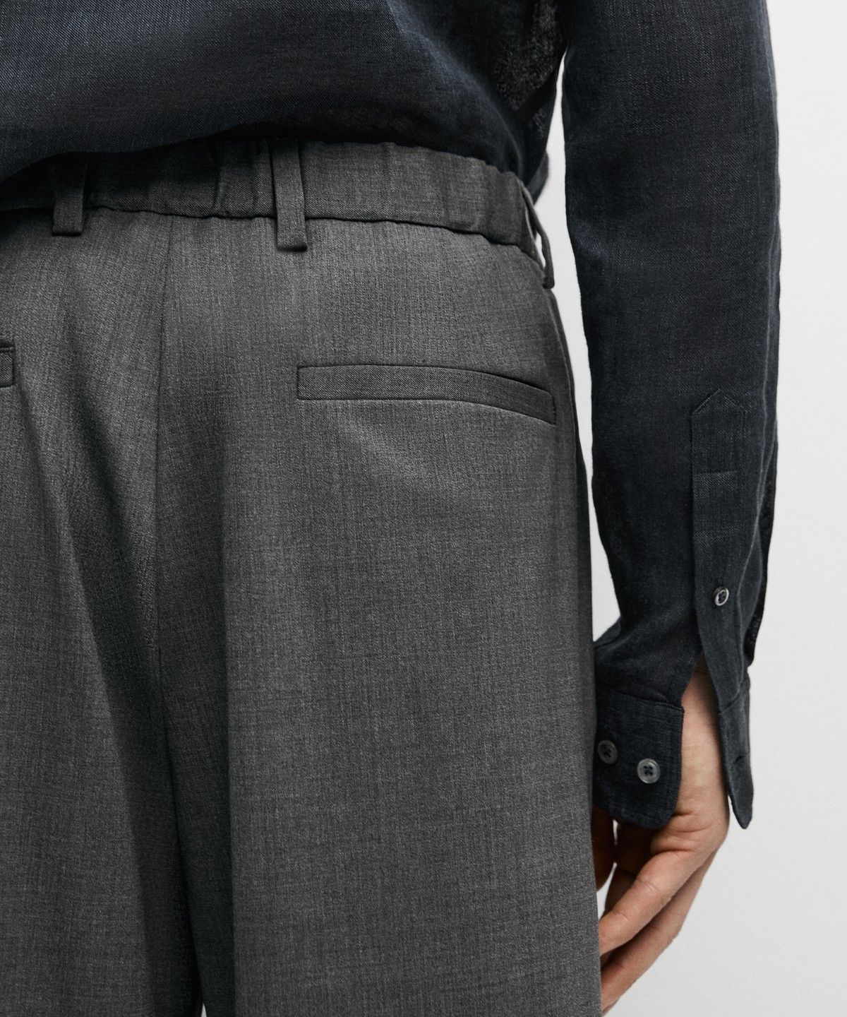 마시모두띠(MASSIMO DUTTI) 쿨 울 블렌드 핀턱 팬츠