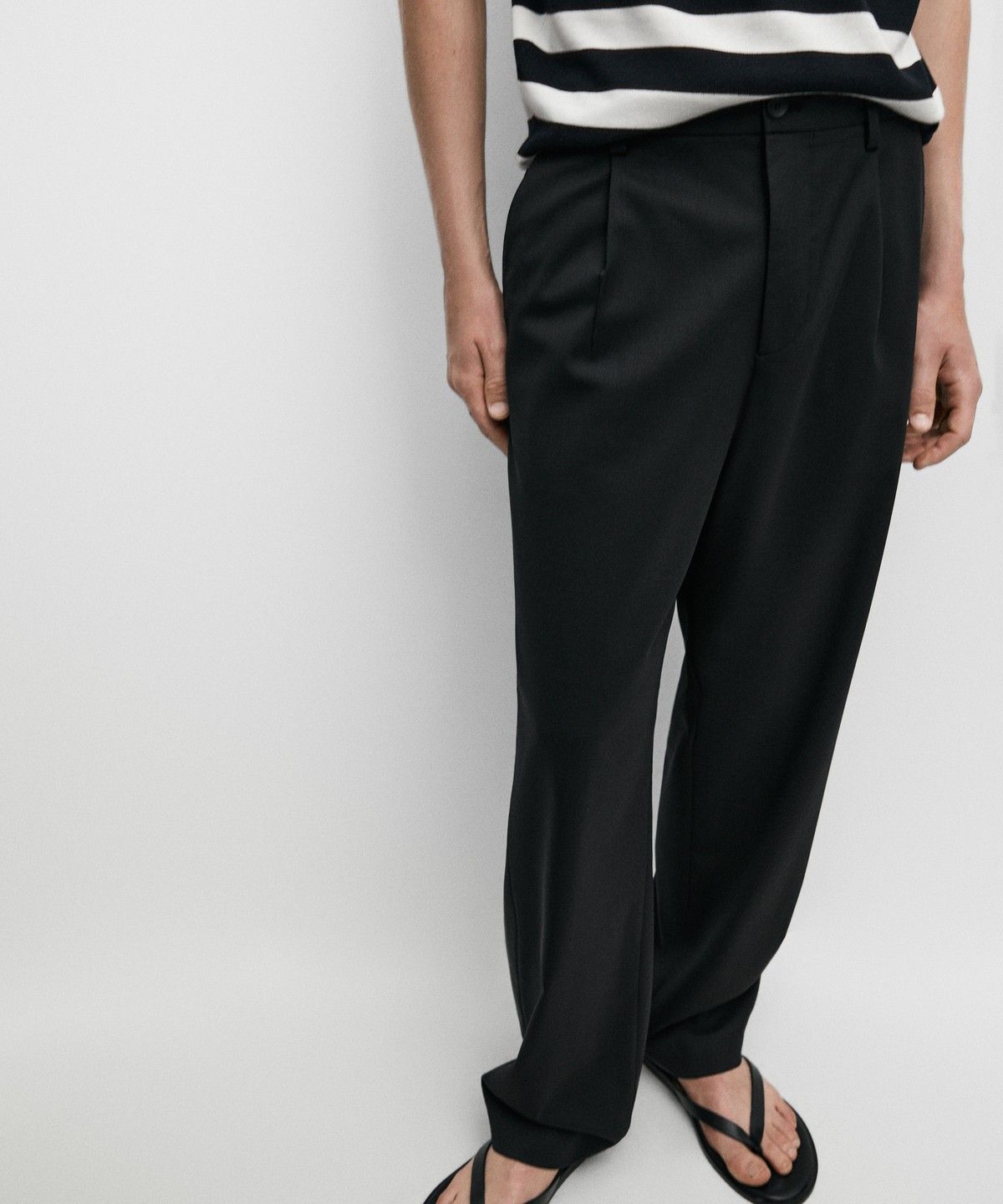 마시모두띠(MASSIMO DUTTI) 쿨 울 블렌드 핀턱 팬츠