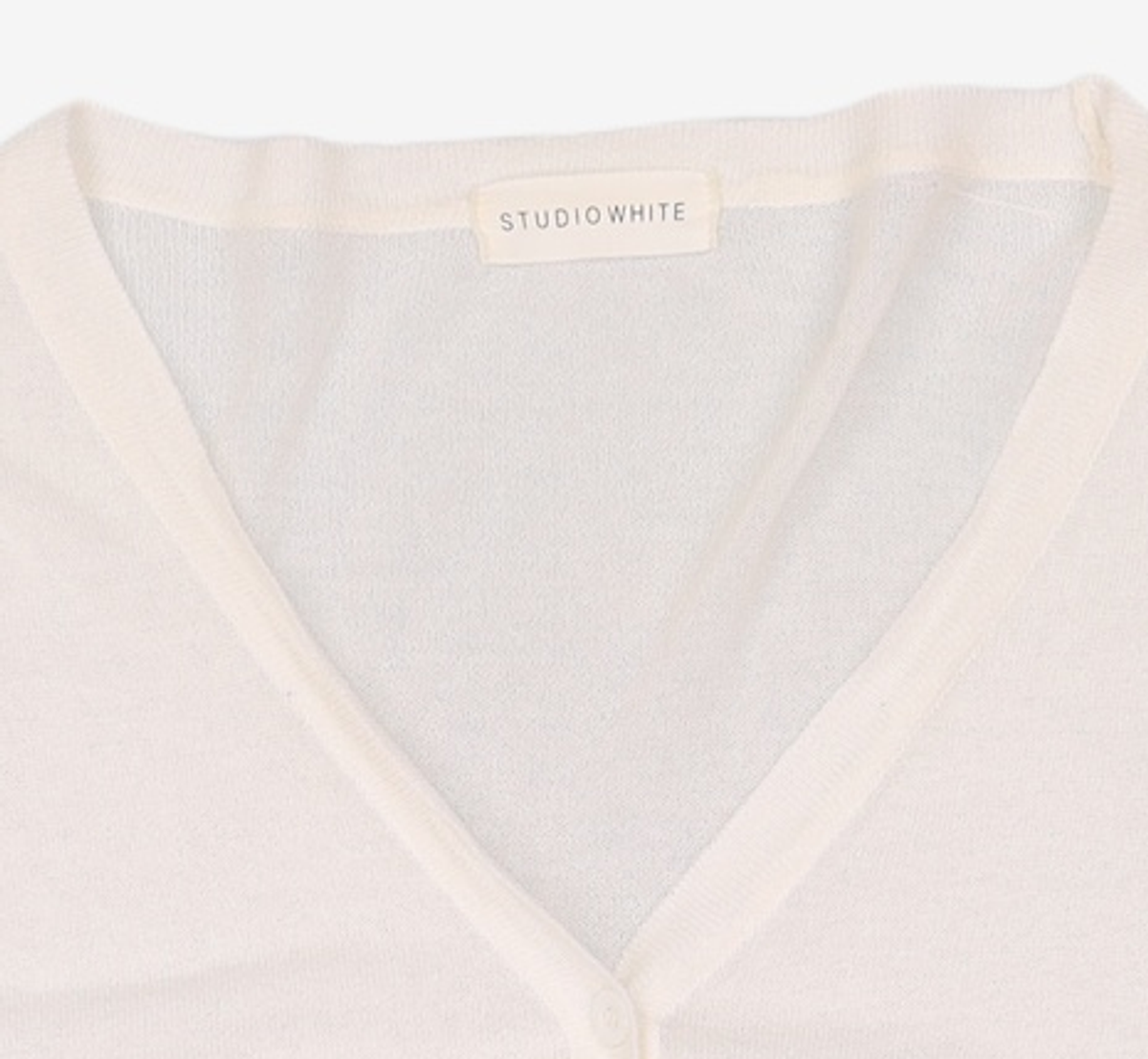 스튜디오화이트(STUDIO WHITE) 카디건 OS