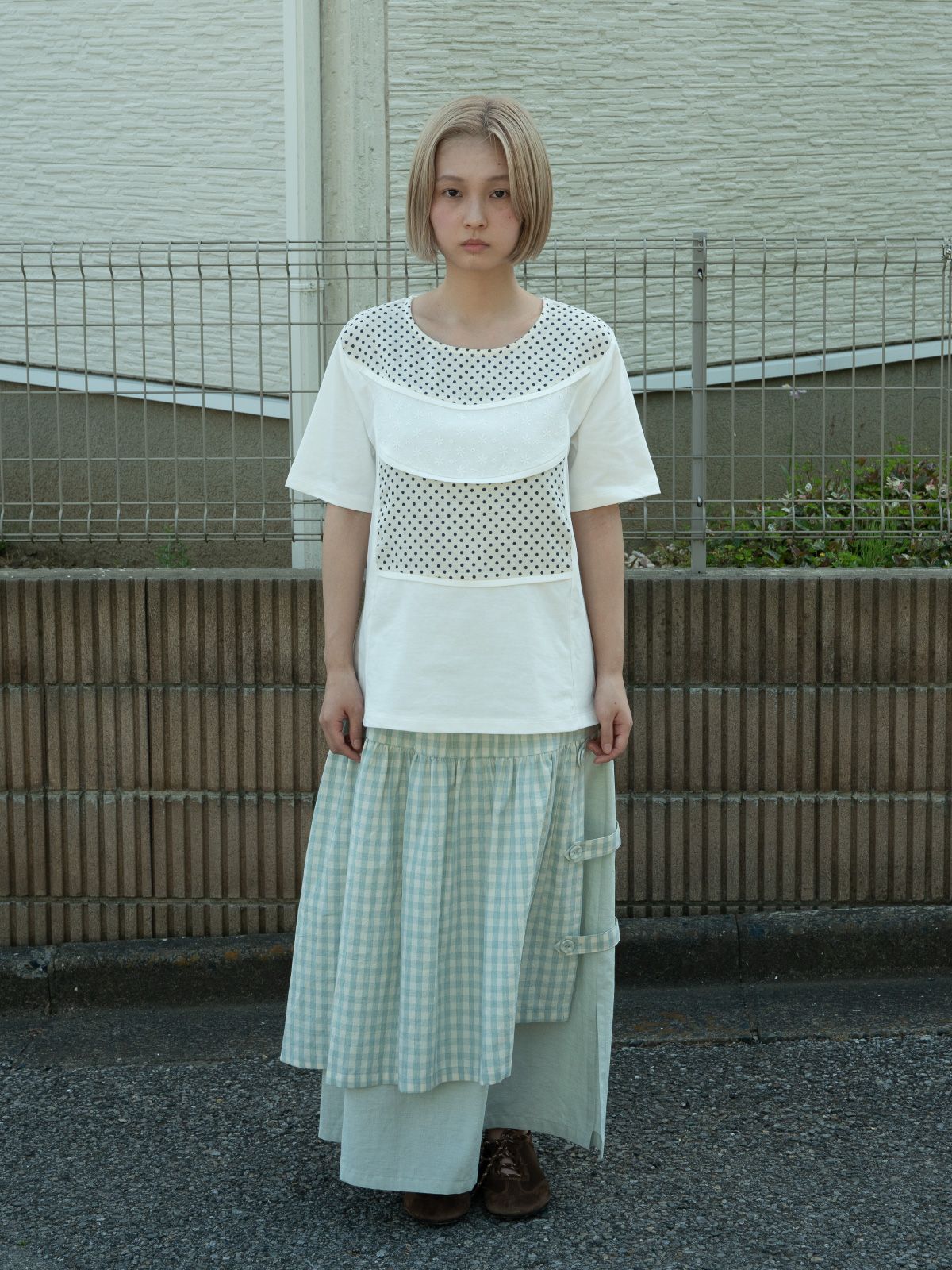 피브스피브스(PEEVES PEEVES) Curved Bib T-Shirt / Ivory