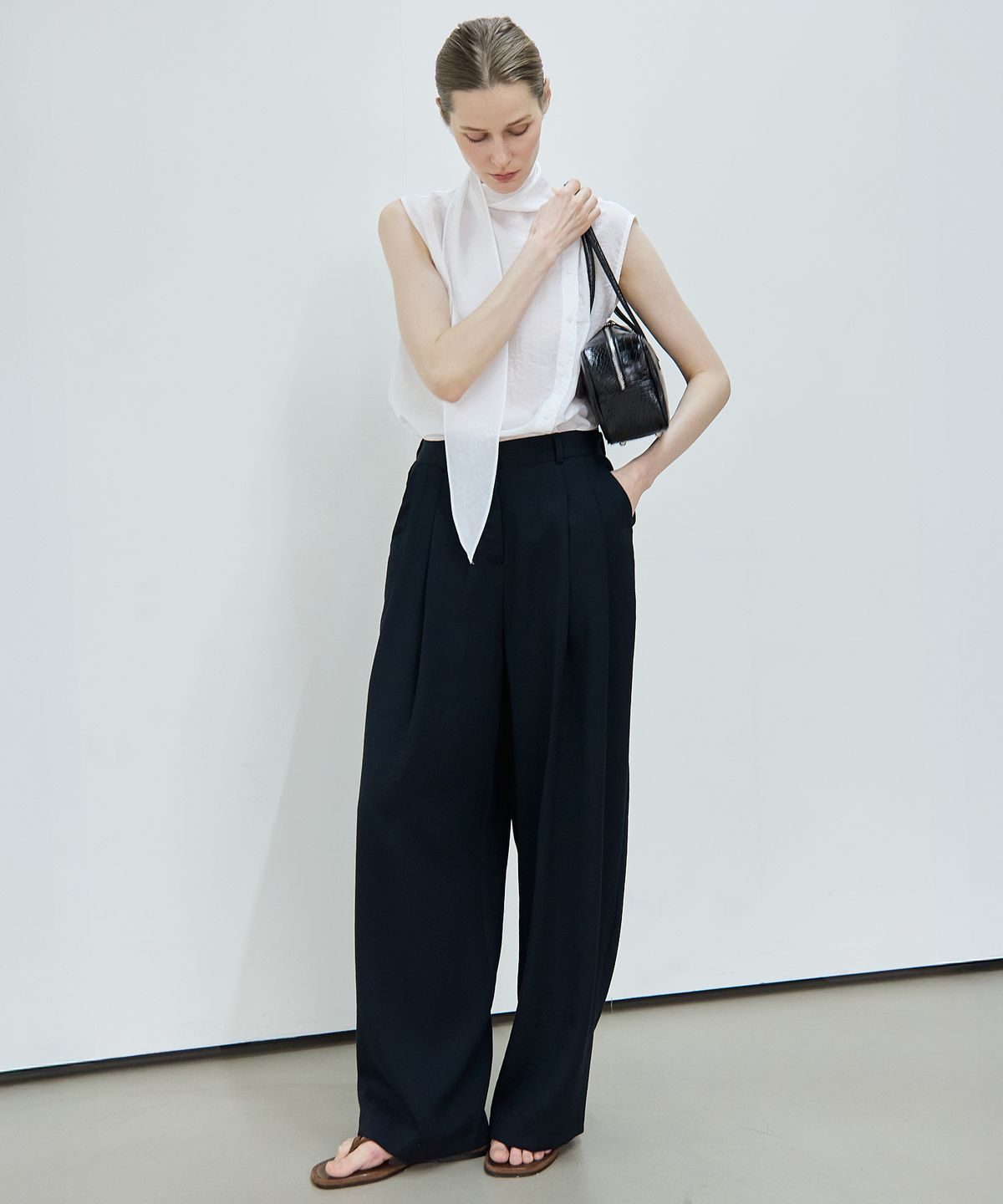 누토프(NUTOFFE) De Pants_Dark Navy