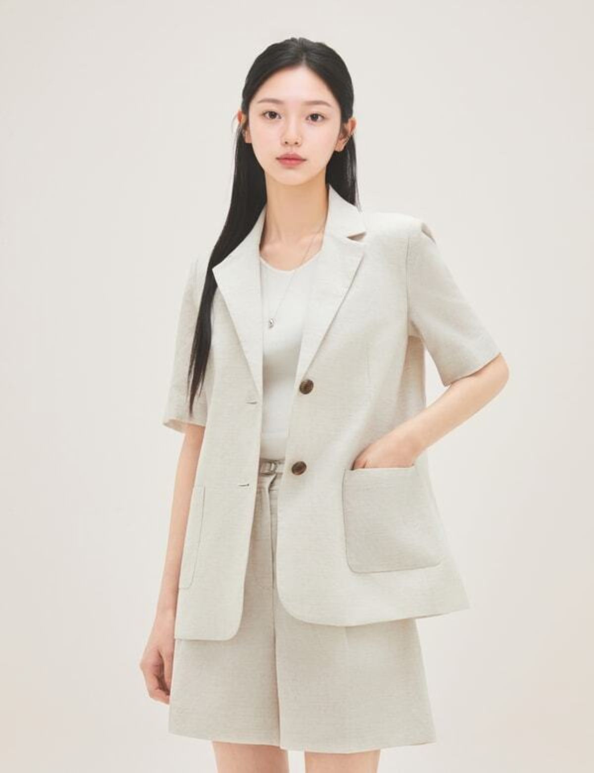 로엠(ROEM) 린넨 반팔 자켓 RMJKG37R11