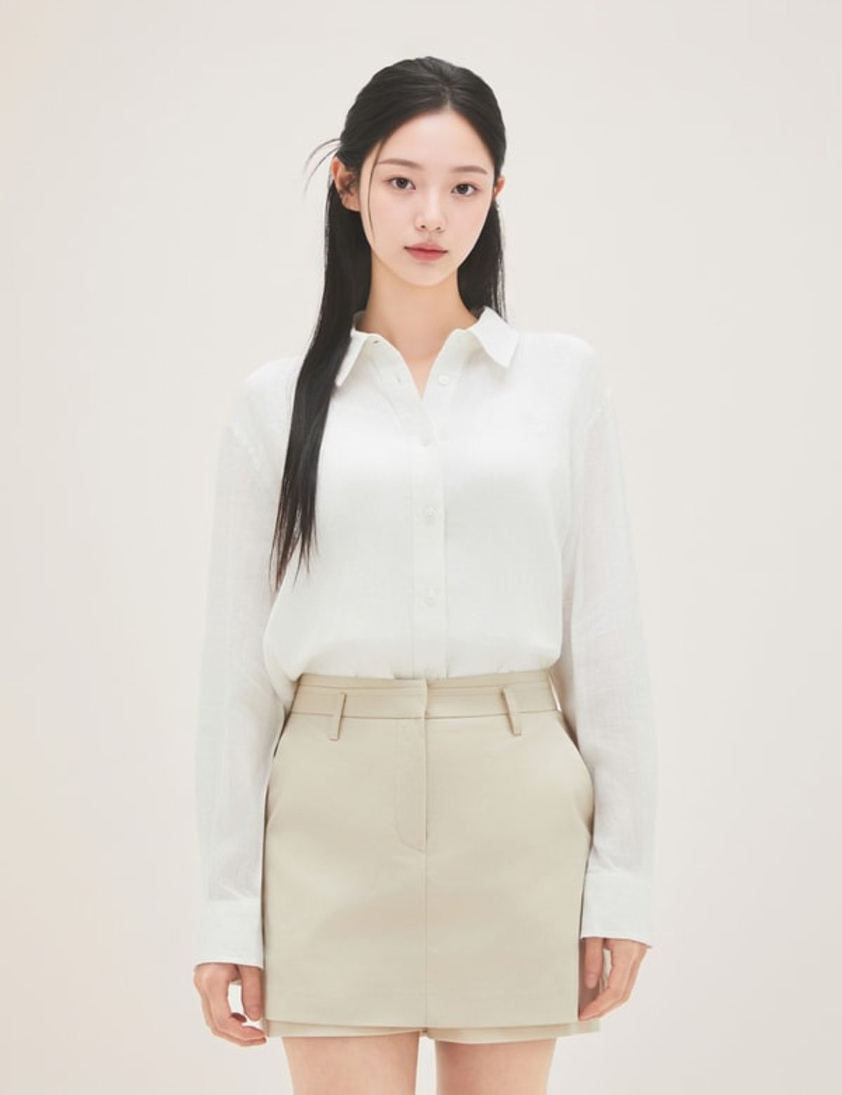 로엠(ROEM) 린넨100 레귤러핏 셔츠 RMYWG37R11