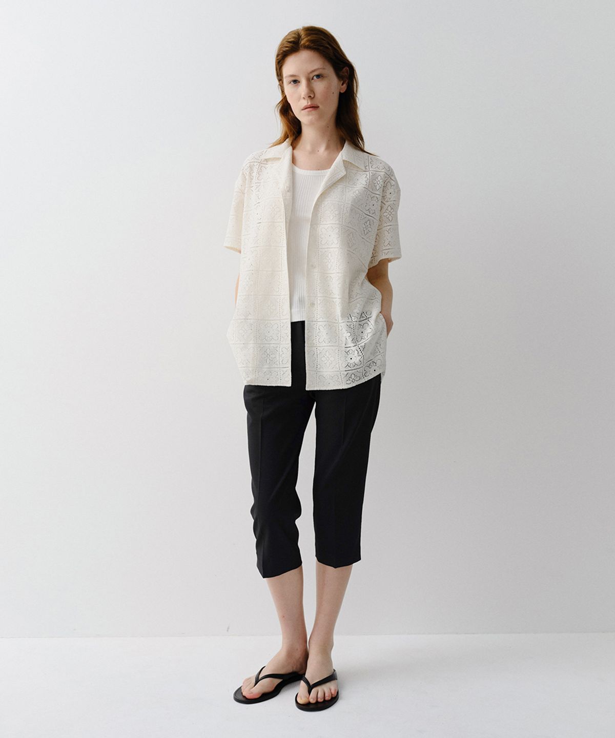 이아(EAAH) OPEN COLLAR LACE SHIRT (IVORY)