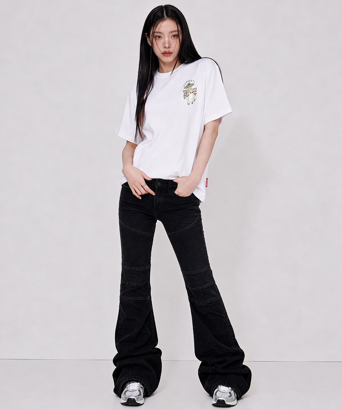 아티스트웨어(ARTISTWEAR) [ATW] 고스트 유니버스 반팔티 - 2COLOR