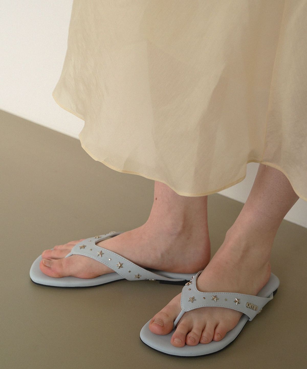 옴니포턴트(OMNIPOTENT) (225)omn Candy Flip-Flops _3colors