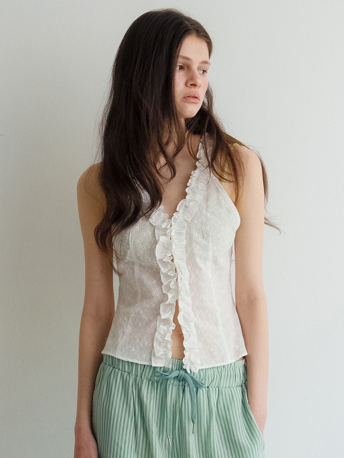 뮈르뮈르(MURMURE) [2차]렌브리 펀칭 홀터 블라우스_Renbri Blouse