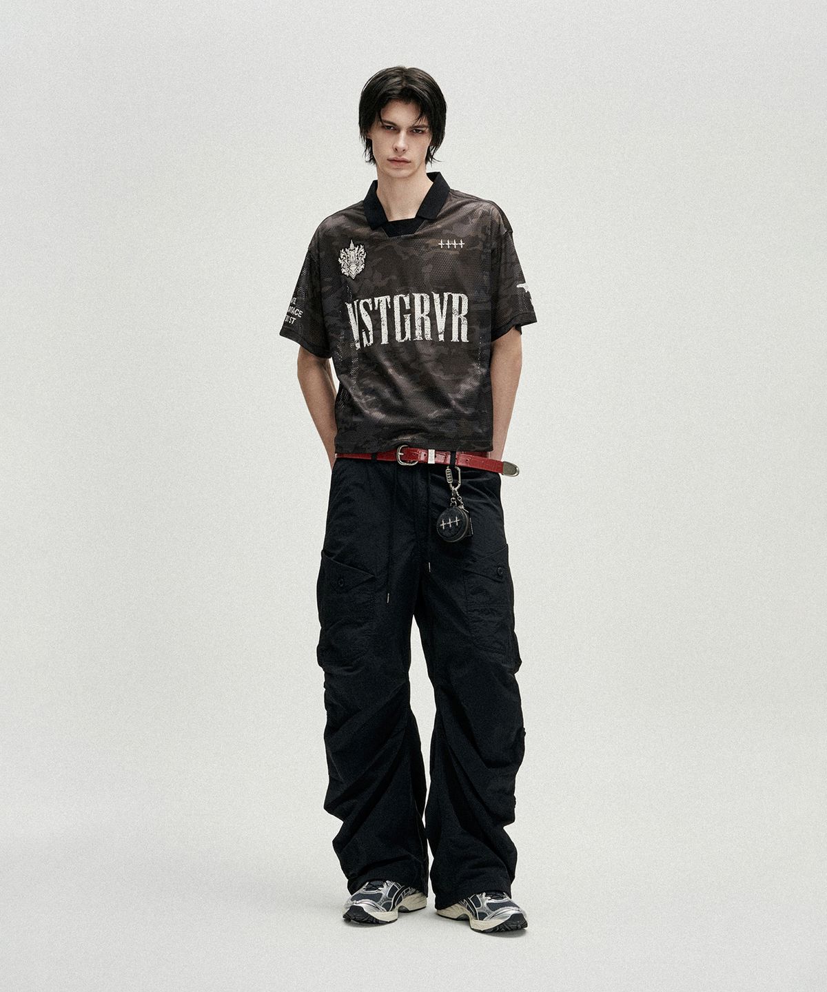 낫포너드(NOT4NERD) Shirring Panel Curved Nylon Cargo Pants - Black
