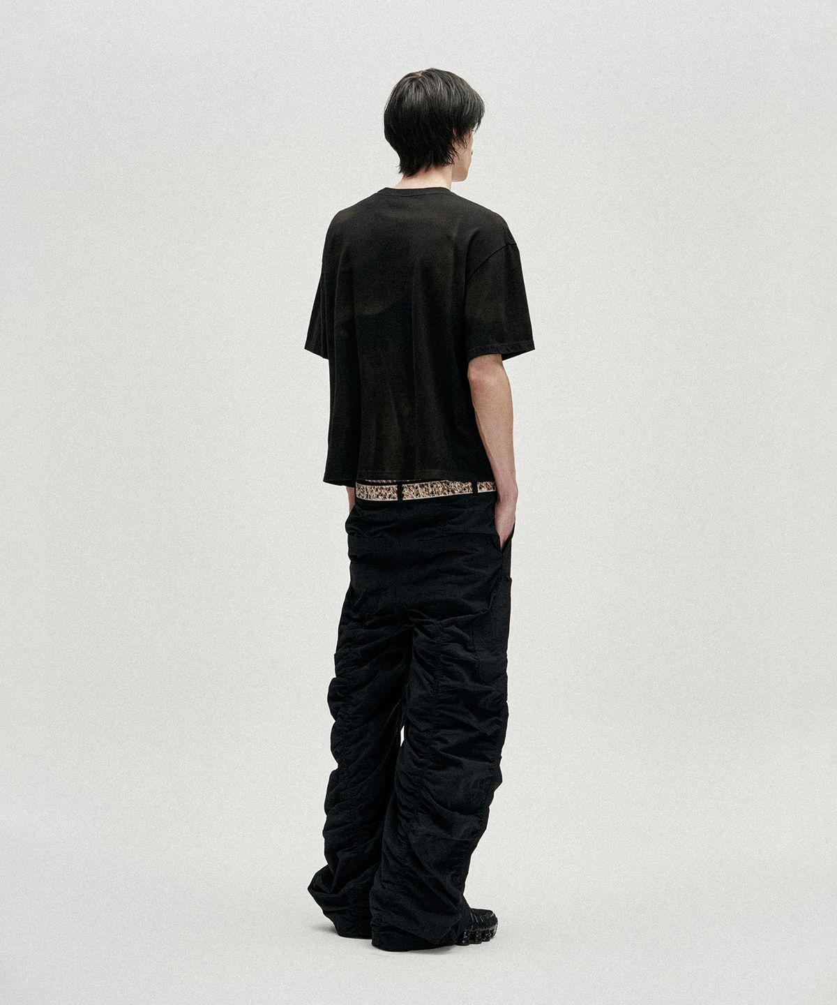 낫포너드(NOT4NERD) Shirring Panel Curved Nylon Cargo Pants - Black