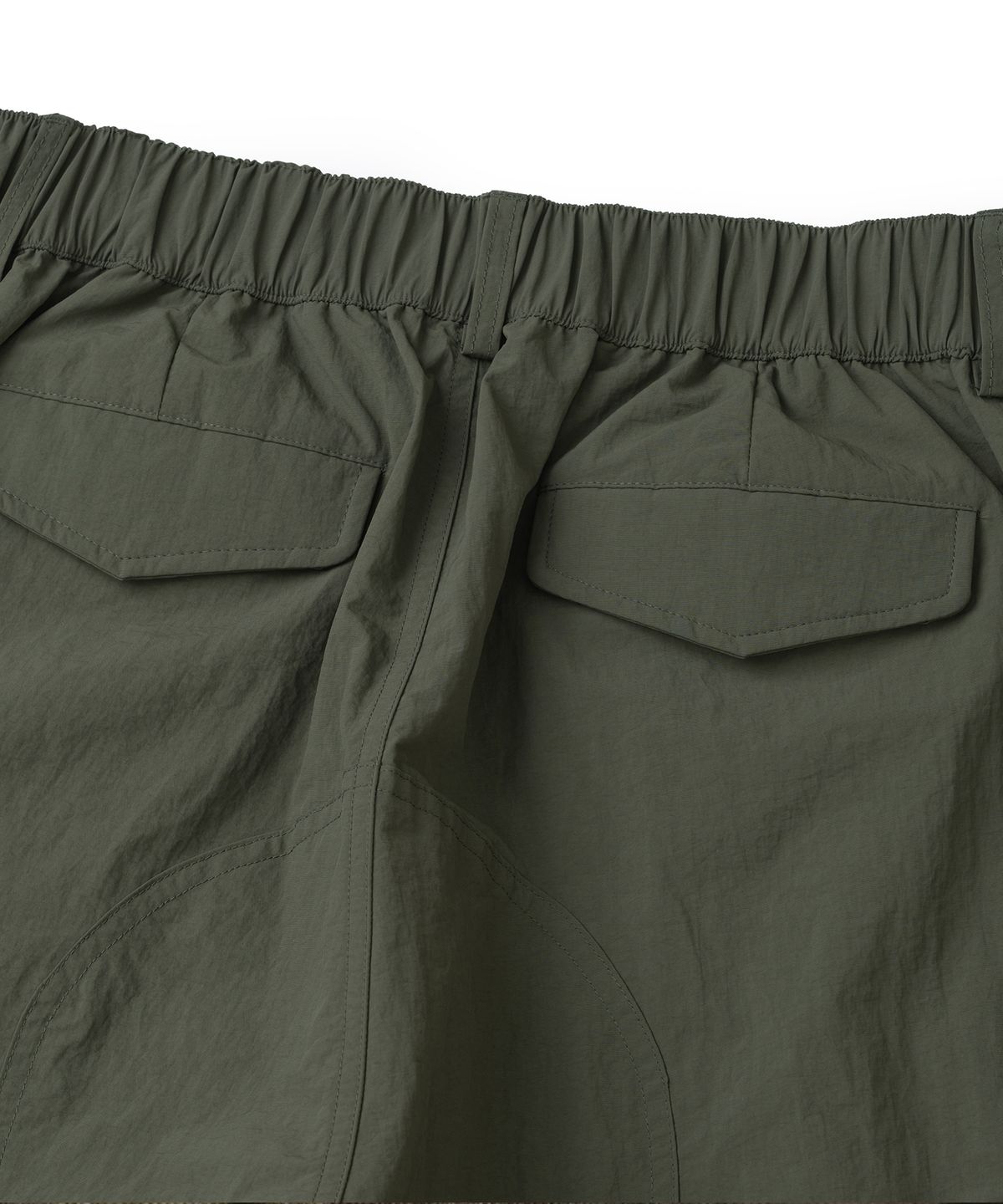 낫포너드(NOT4NERD) Knee Tuck Parachute Cargo Bermuda Shorts - Khaki