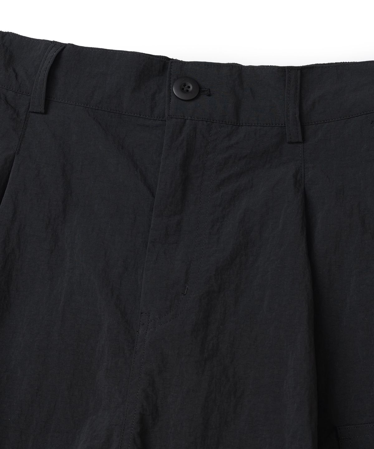 낫포너드(NOT4NERD) Knee Tuck Parachute Cargo Bermuda Shorts - Black