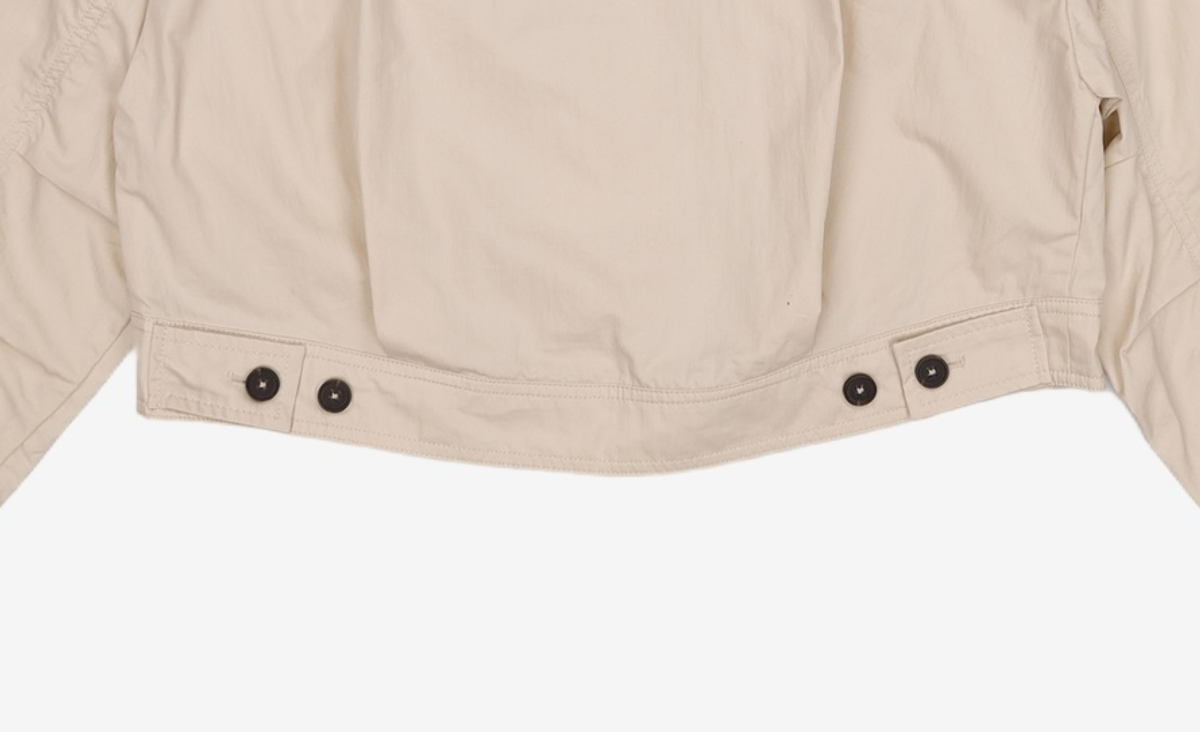 미쏘(MIXXO) 스탠카라 숏 점퍼 MIWJJD401C L