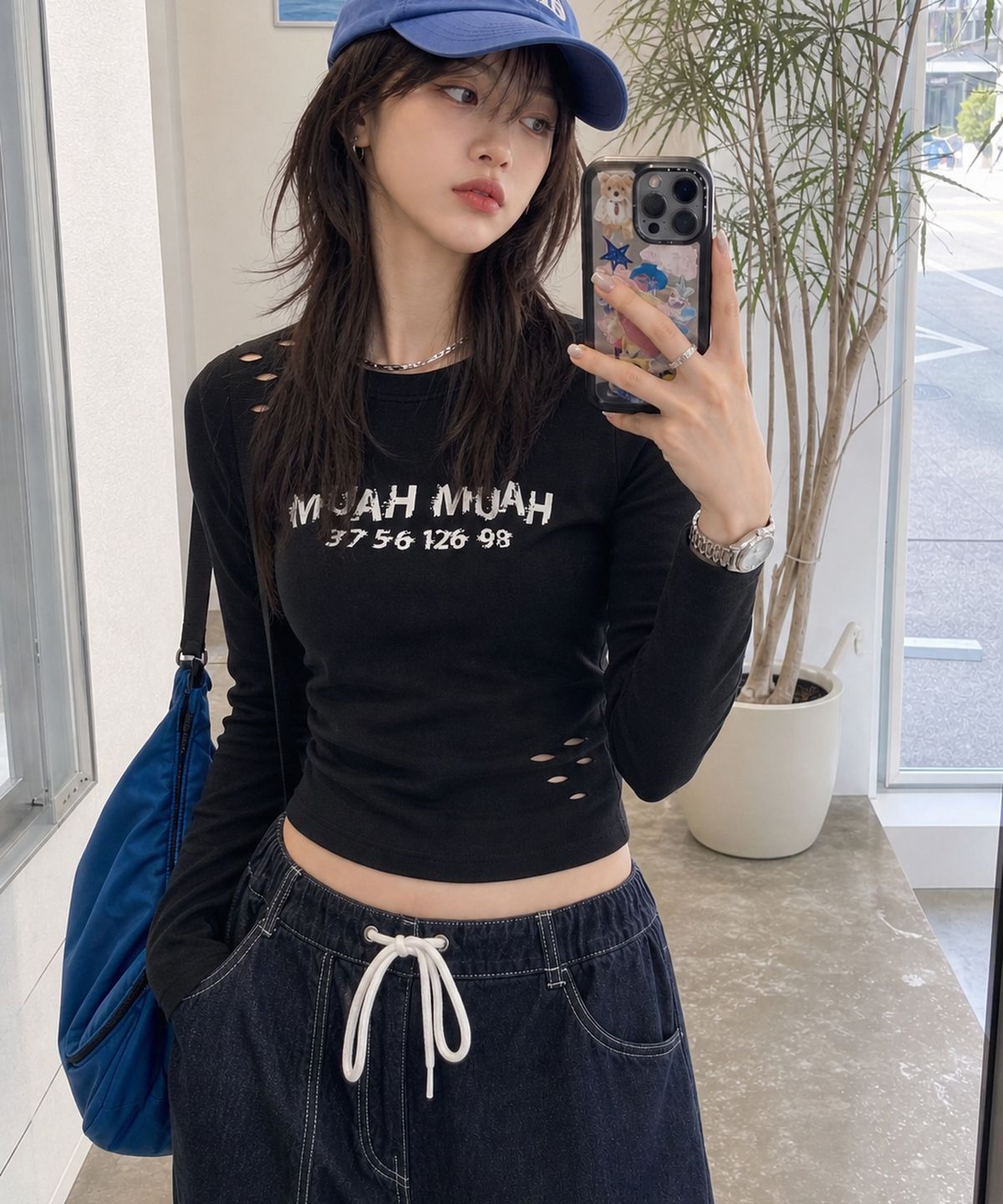 무아무아(MUAHMUAH) 크랙 무아 프린팅 긴팔티 [블랙]