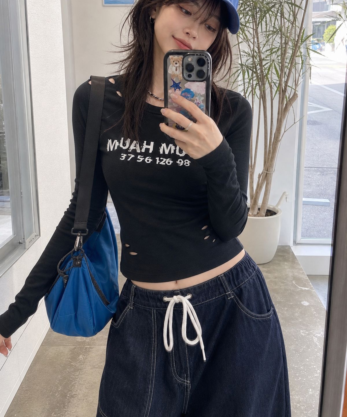 무아무아(MUAHMUAH) 크랙 무아 프린팅 긴팔티 [블랙]