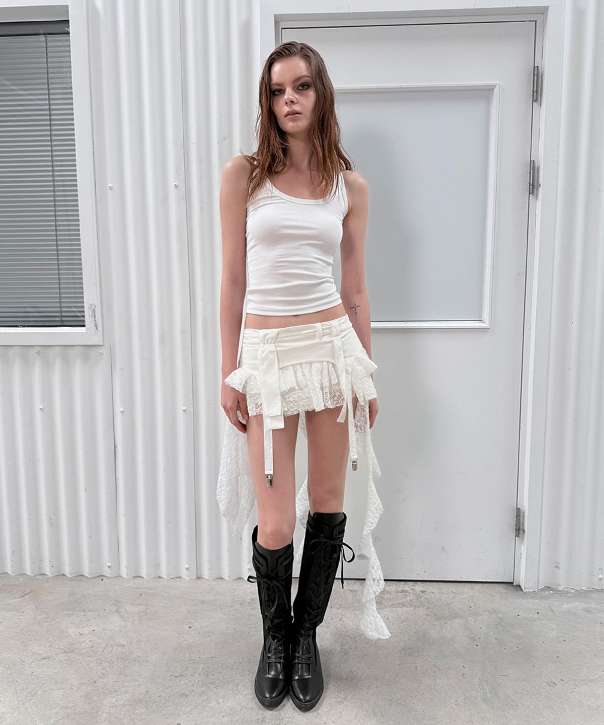 오도어(ODOR) Shaped vail skirt - White